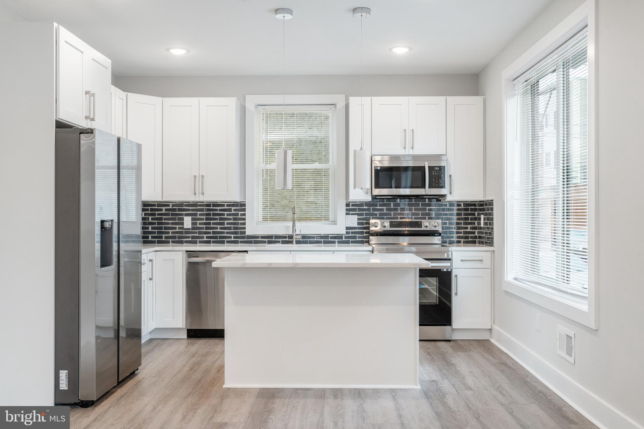 2000 E Huntingdon STREET Unit: 1