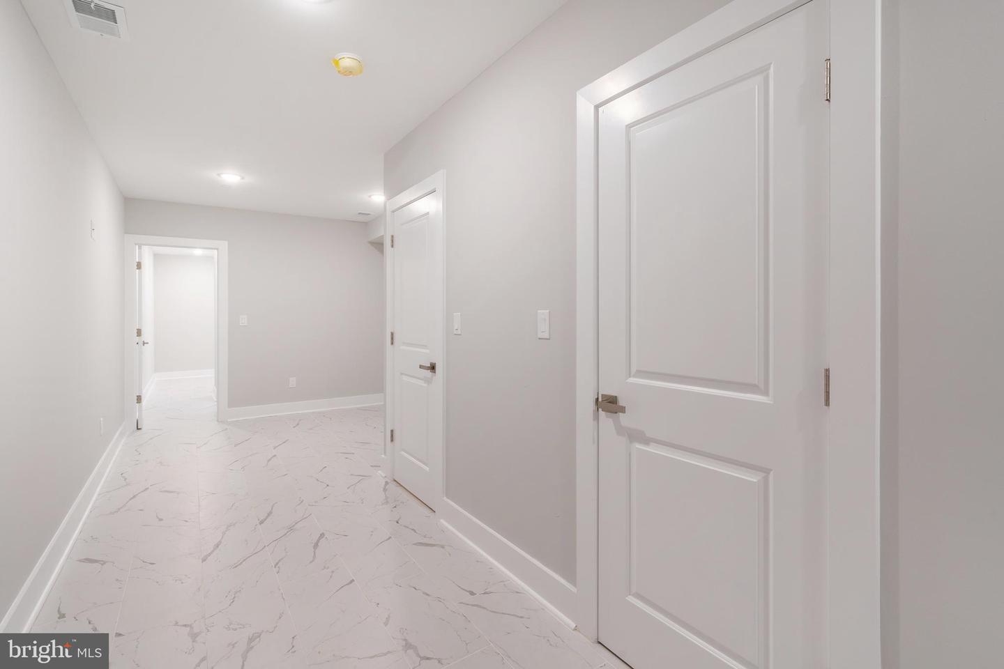 2000 E Huntingdon STREET Unit: 1