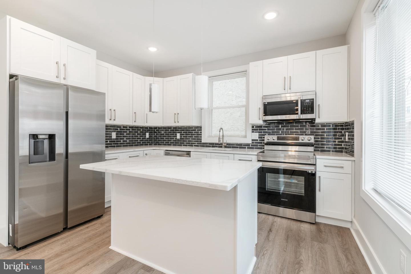 2000 E Huntingdon STREET Unit: 1