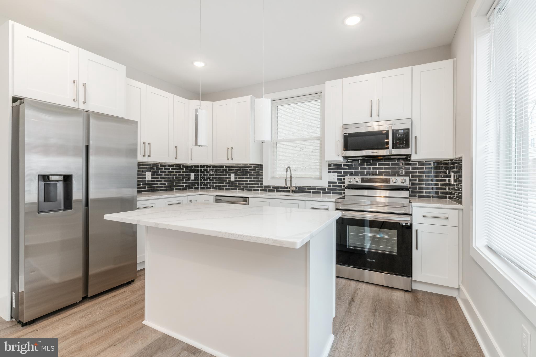 2000 E Huntingdon STREET Unit: 1