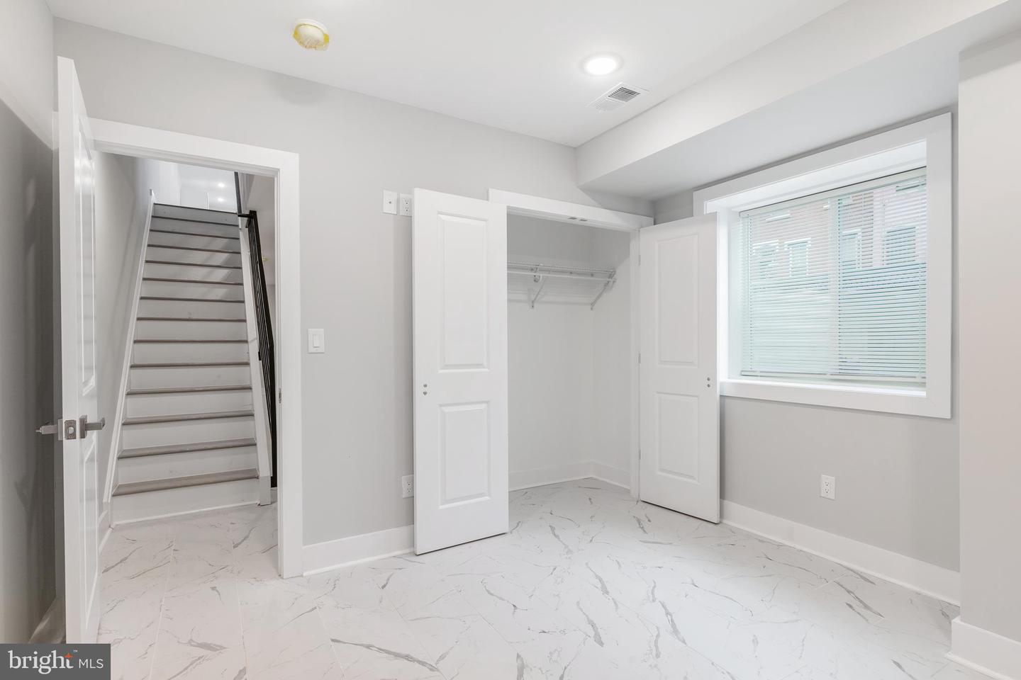 2000 E Huntingdon STREET Unit: 1