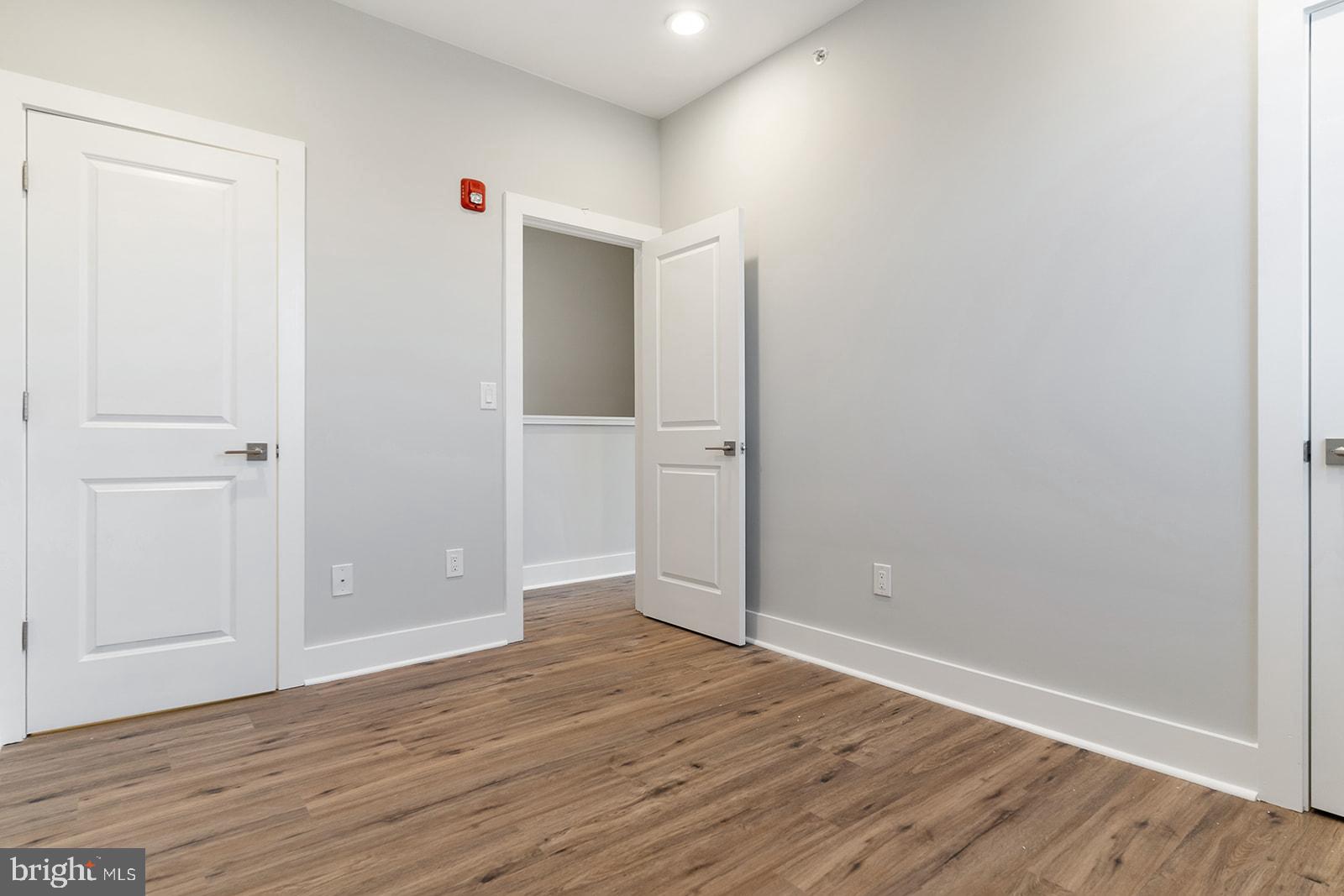 2101 E Huntingdon STREET Unit: 3