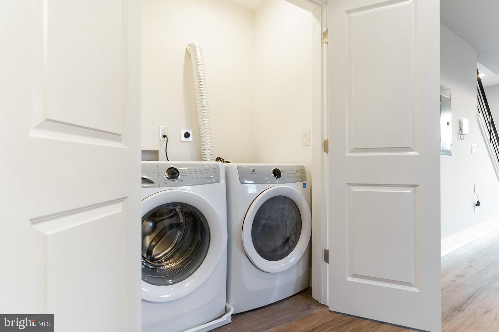 2101 E Huntingdon STREET Unit: 3