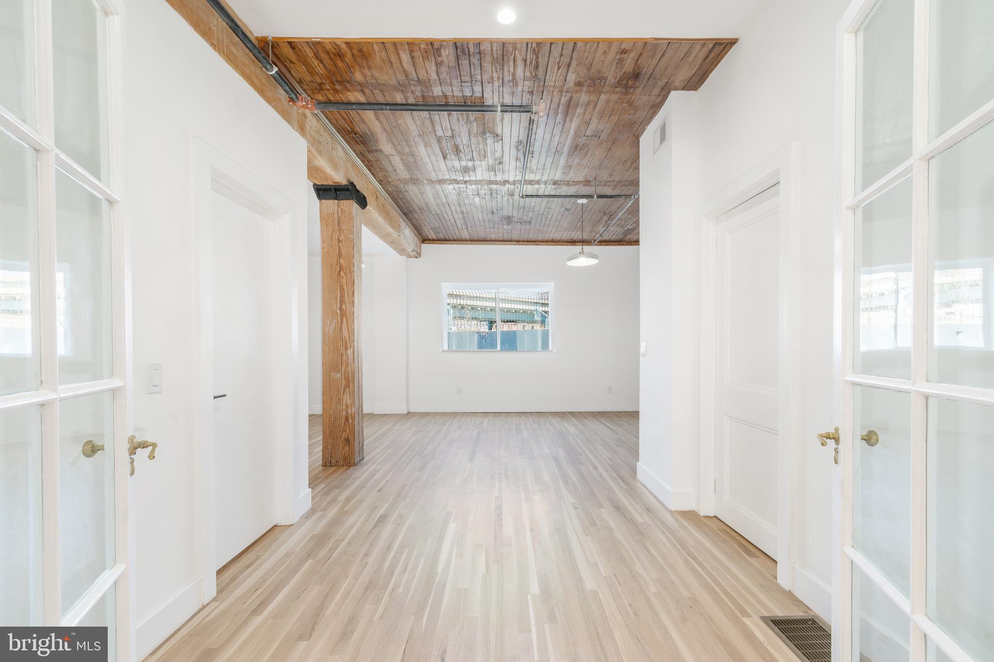 2218 Emerald STREET