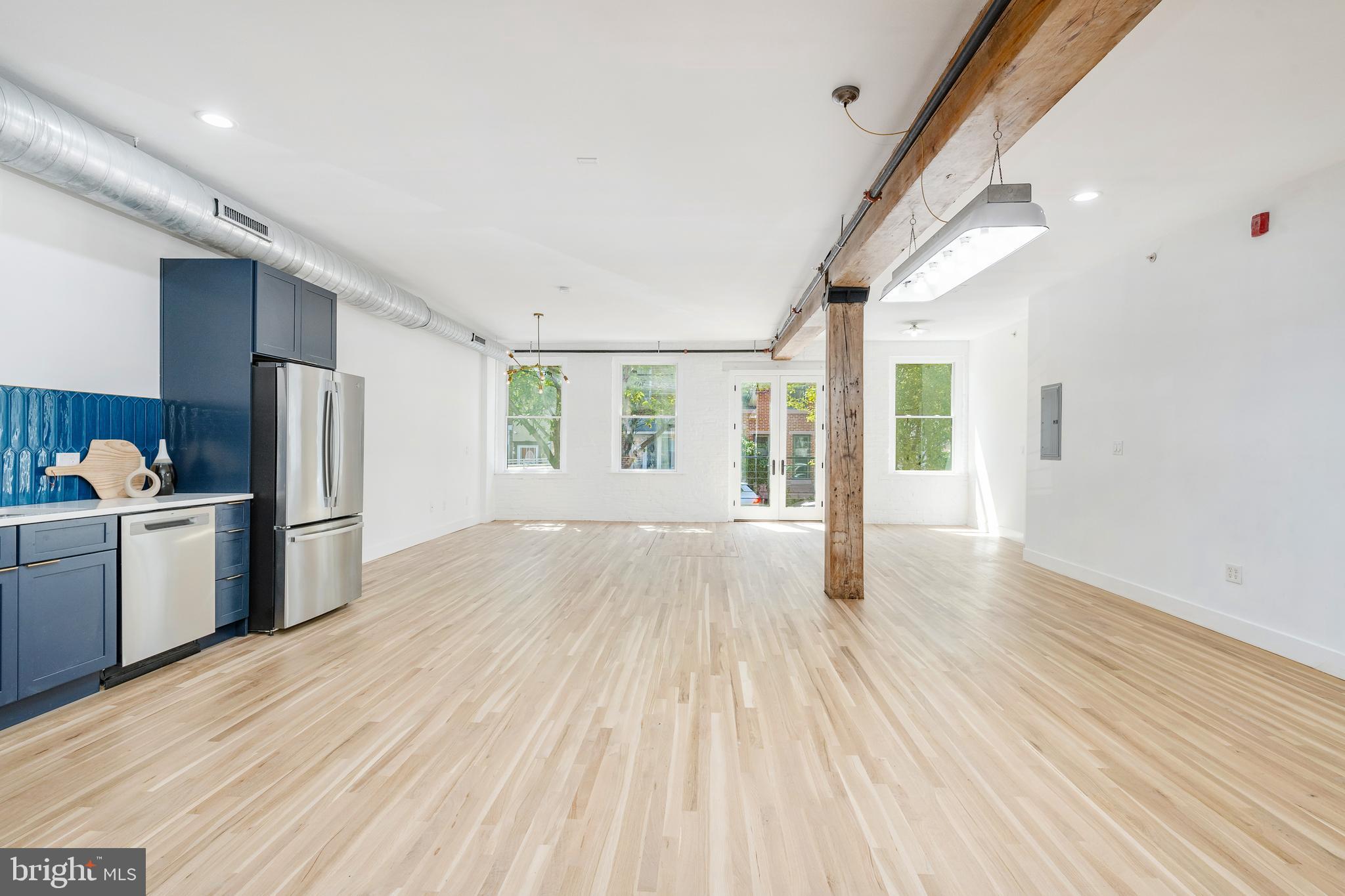2218 Emerald STREET