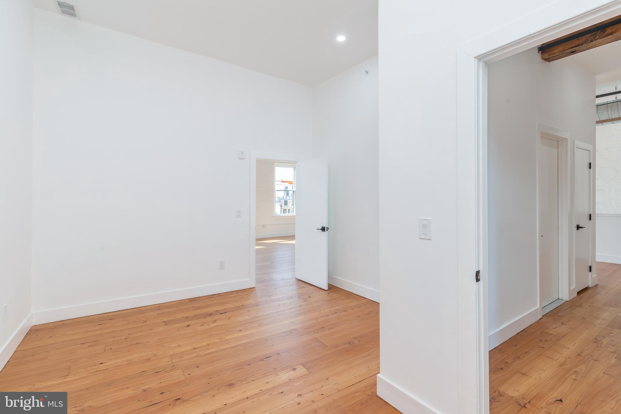 2218 Emerald STREET