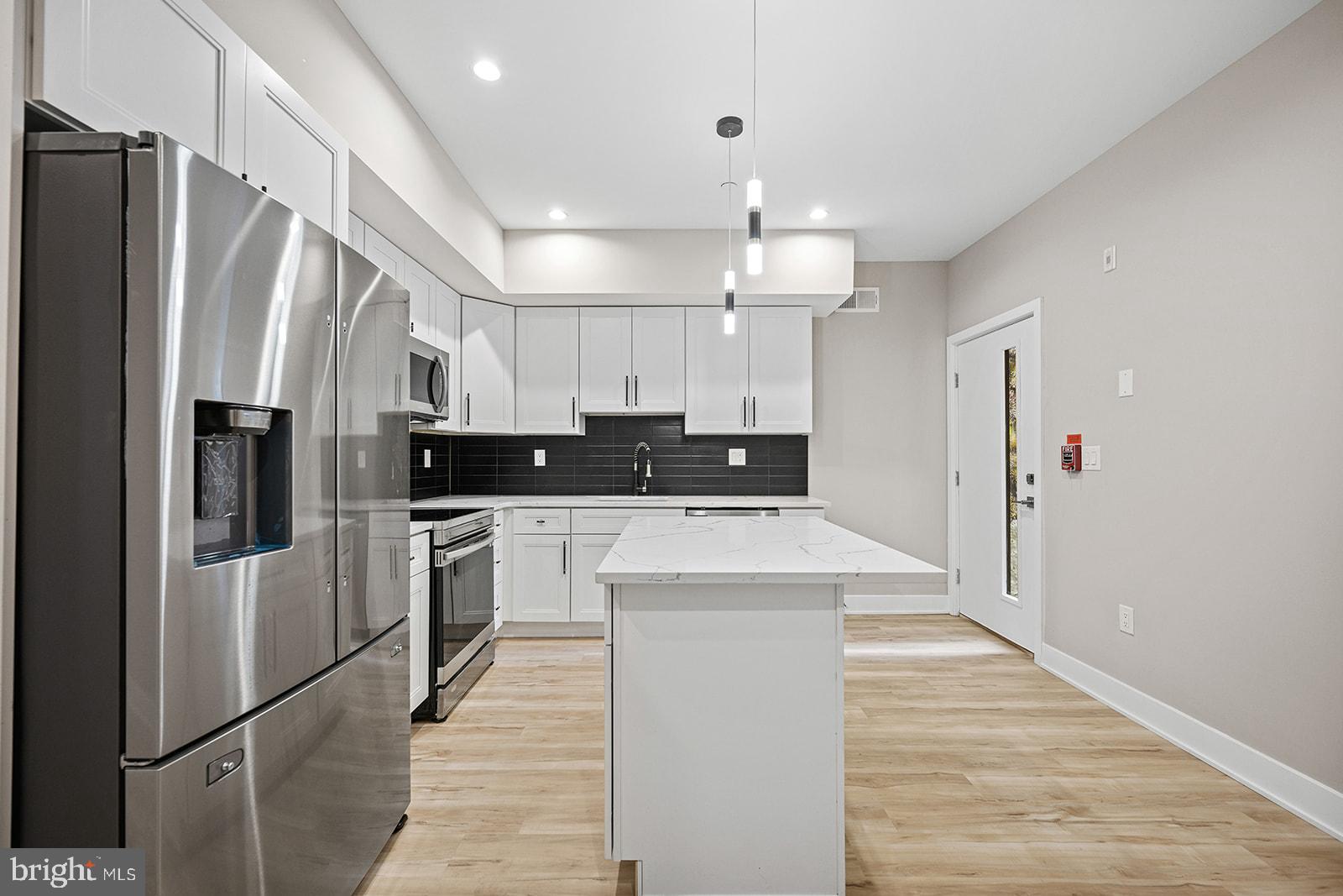 167 W Susquehanna AVENUE Unit: 4