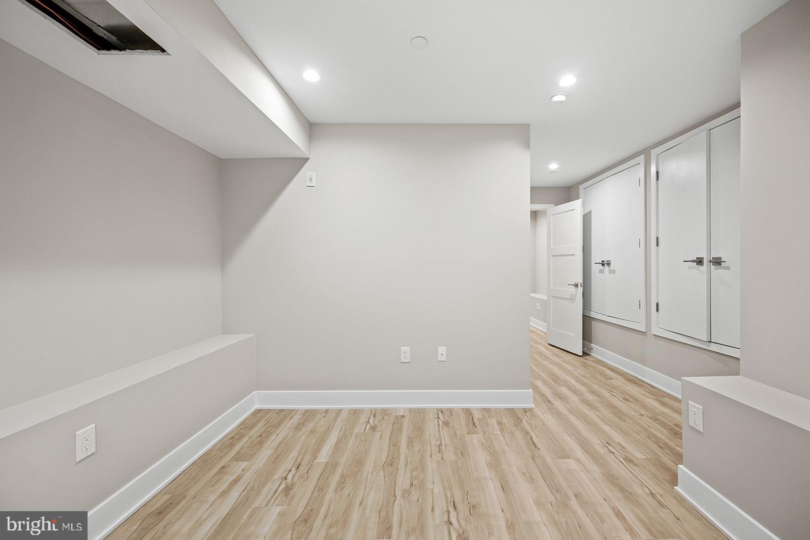 167 W Susquehanna AVENUE Unit: 4