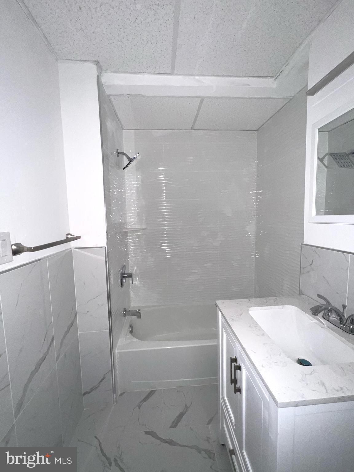 1247 Shackamaxon STREET Unit: 1F