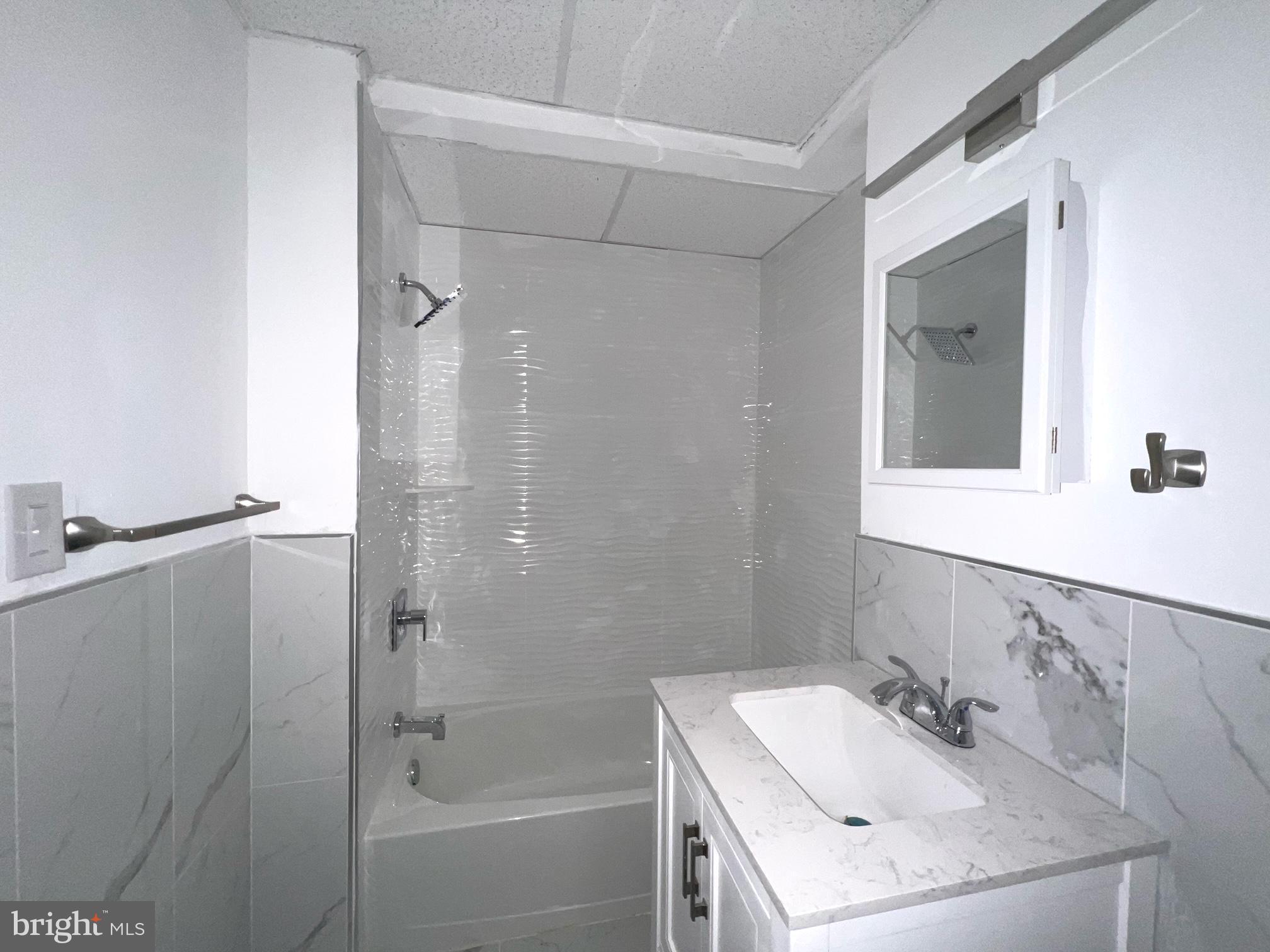 1247 Shackamaxon STREET Unit: 1F