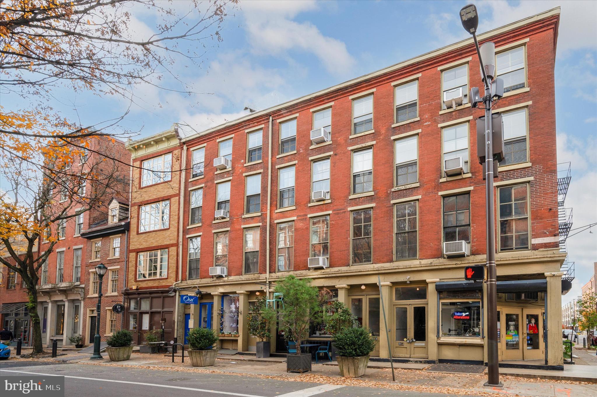 160-164 N 3rd STREET Unit: 164-3F