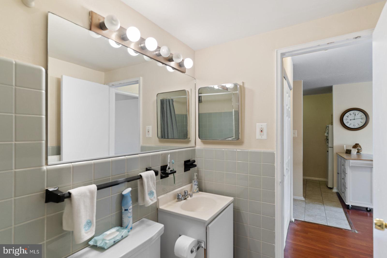 2101 Chestnut STREET Unit: 812