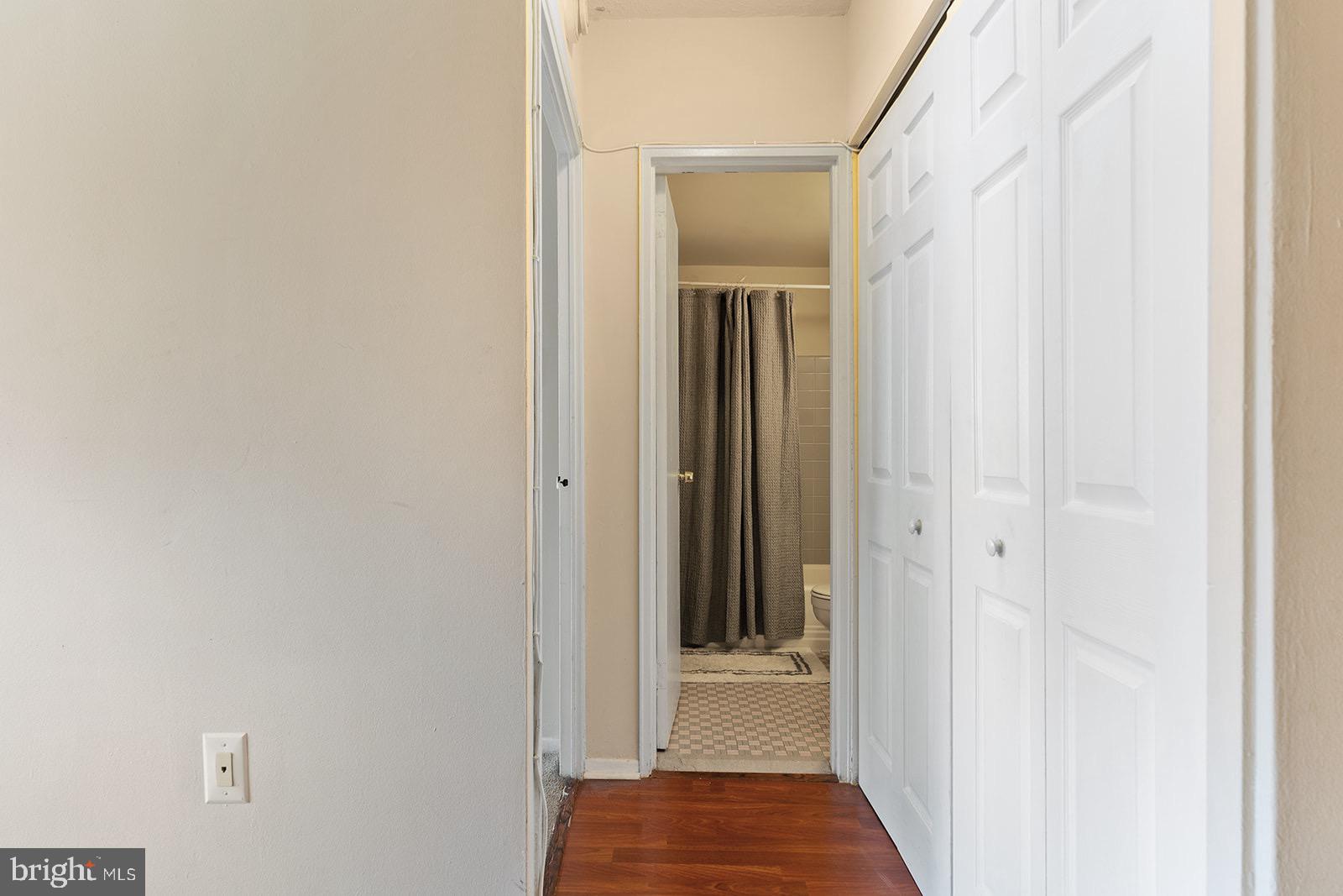 2101 Chestnut STREET Unit: 812