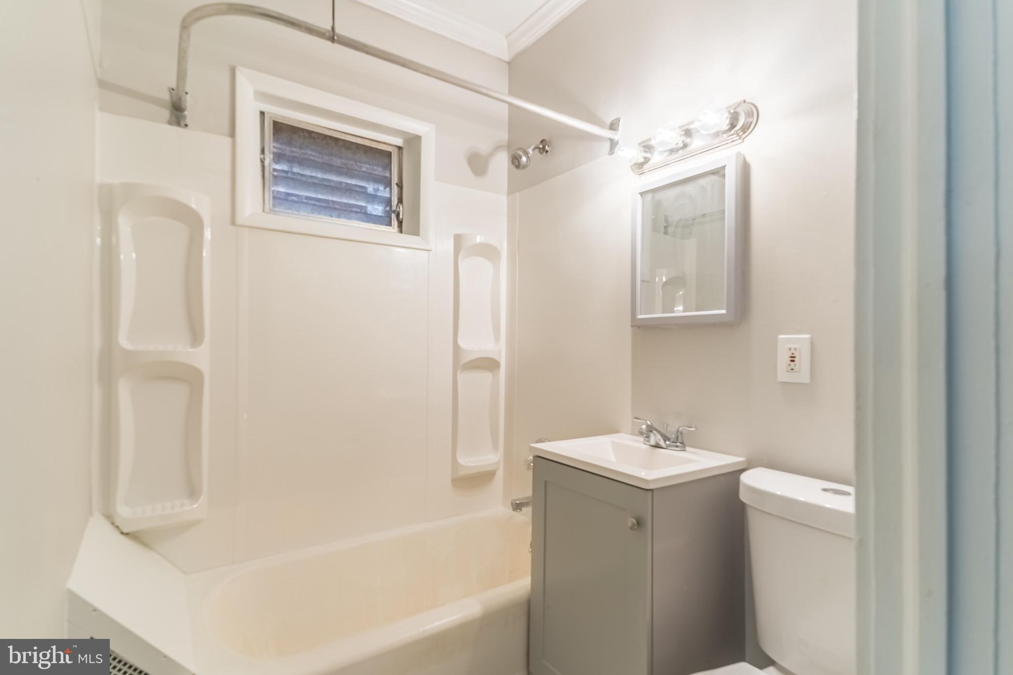 876 N 23rd STREET Unit: FLOOR #1