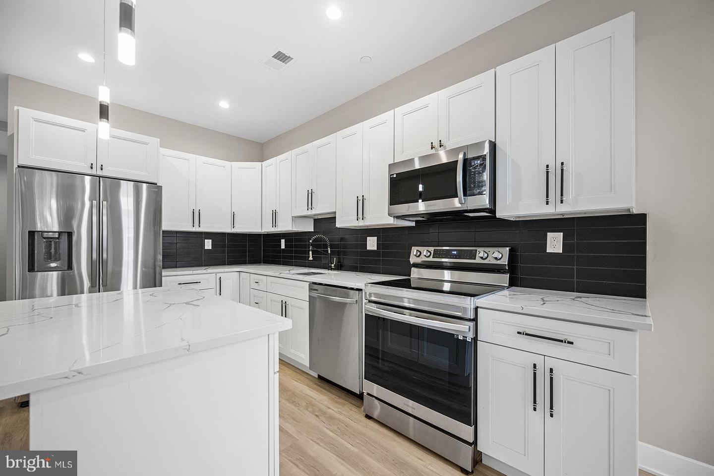 167 W Susquehanna STREET Unit: 3