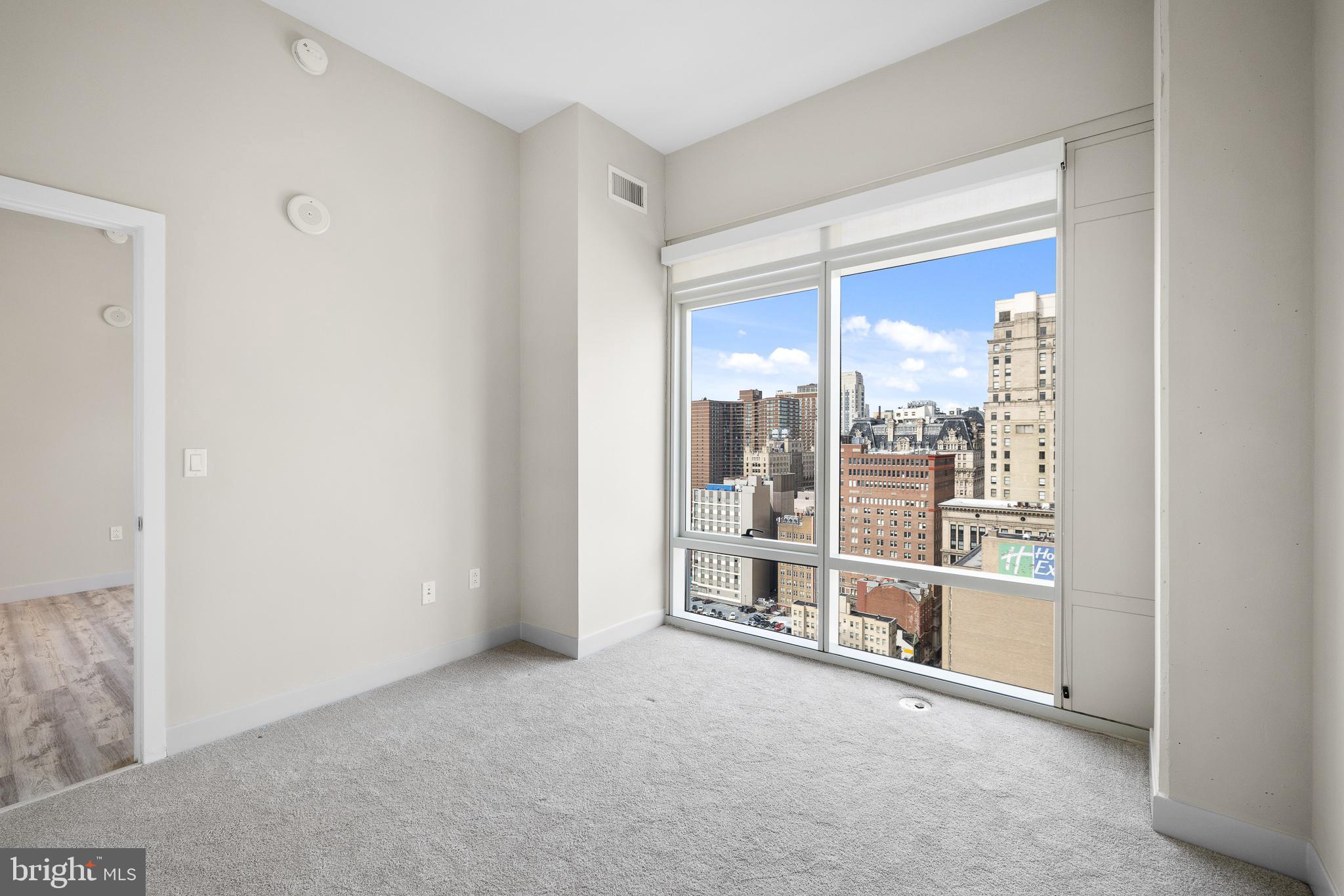 1213 Walnut STREET Unit: 910