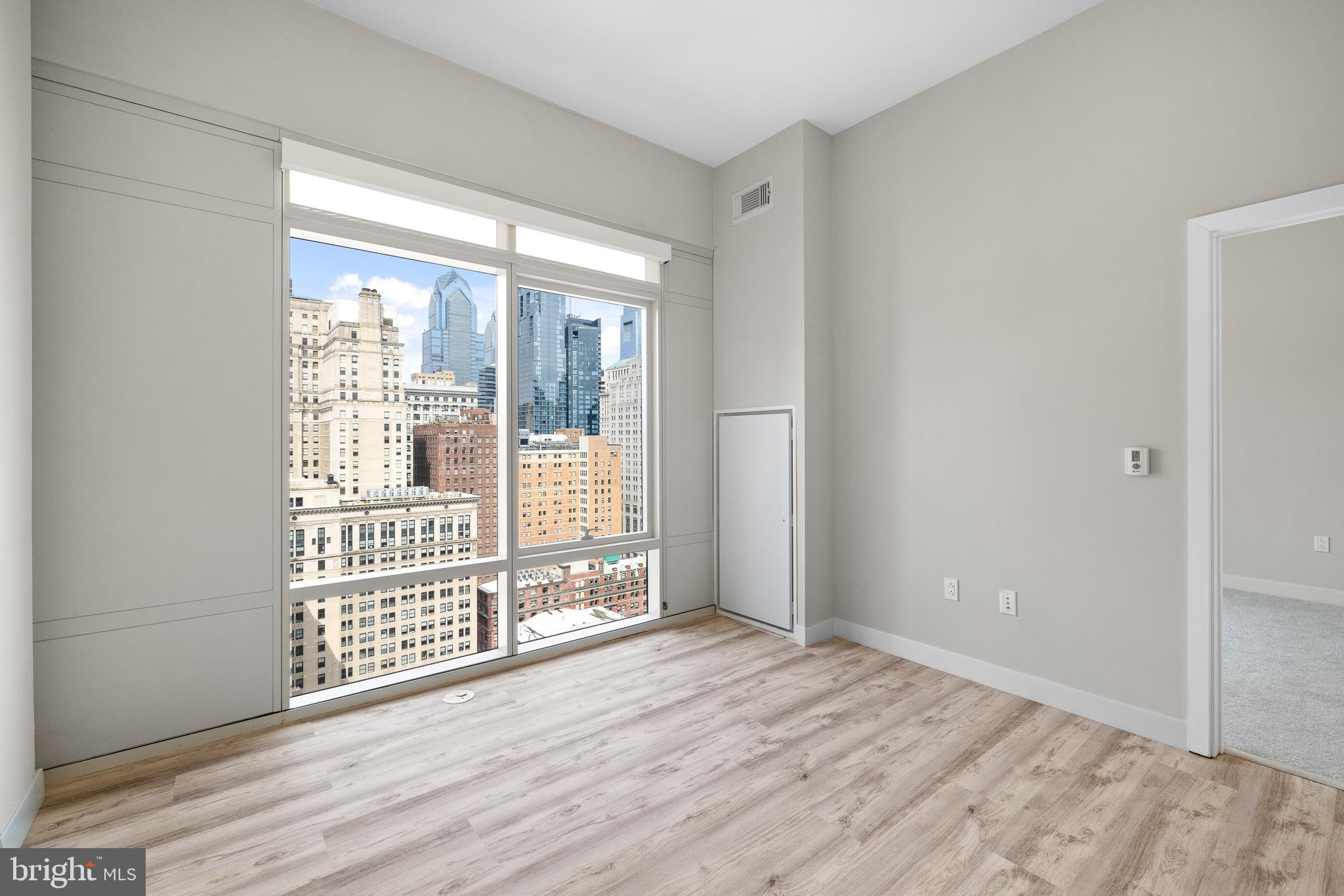 1213 Walnut STREET Unit: 910