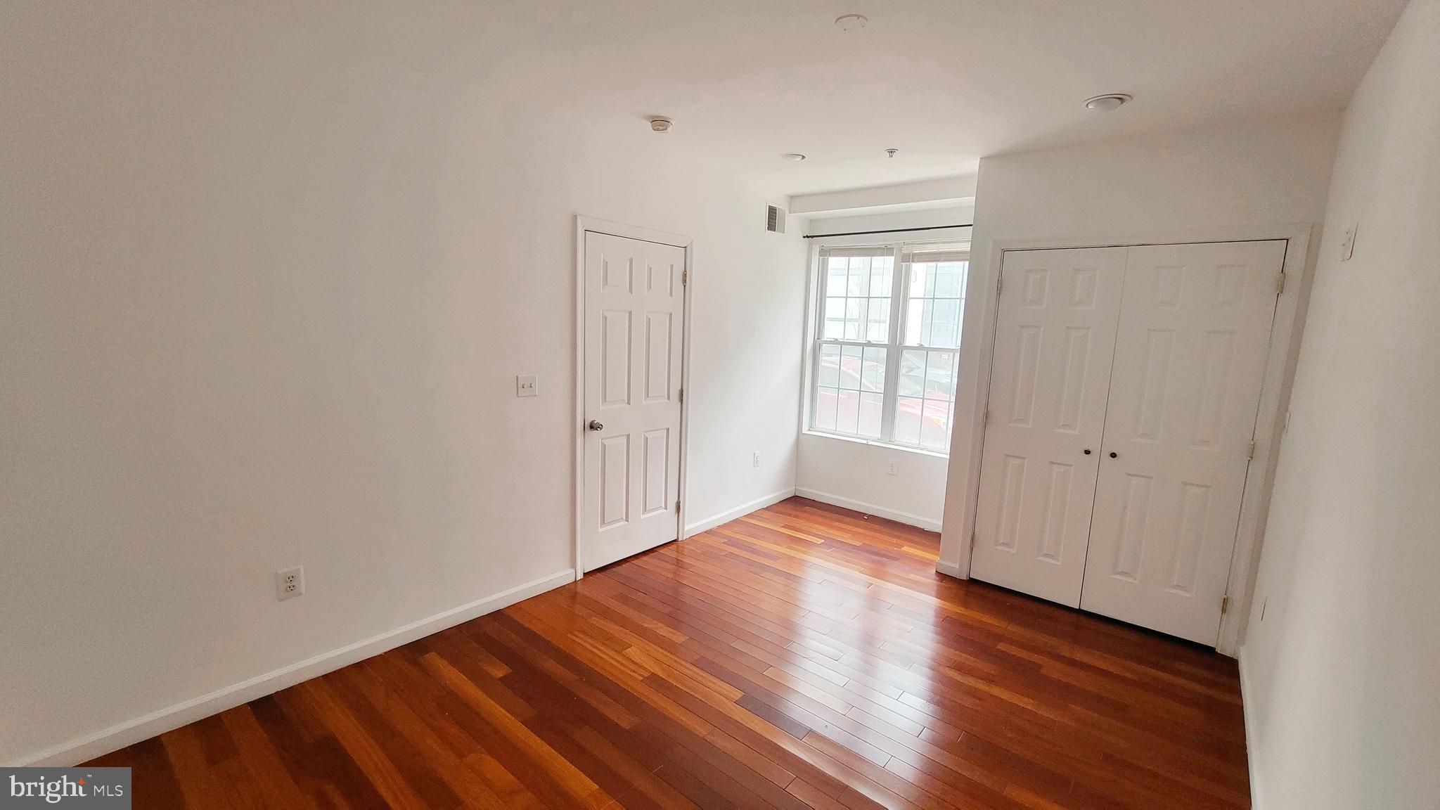 169 W Jefferson STREET Unit: 1