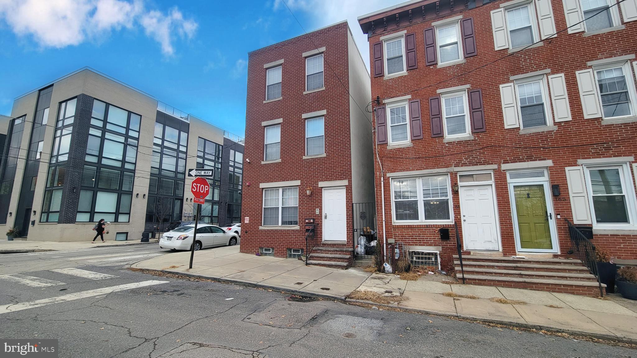 169 W Jefferson STREET Unit: 1