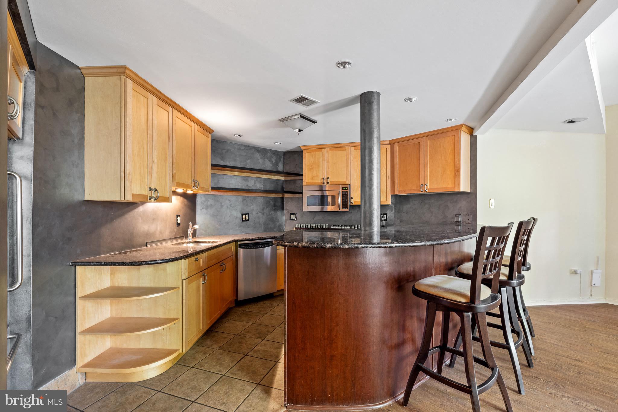 251 S 22nd STREET Unit: C