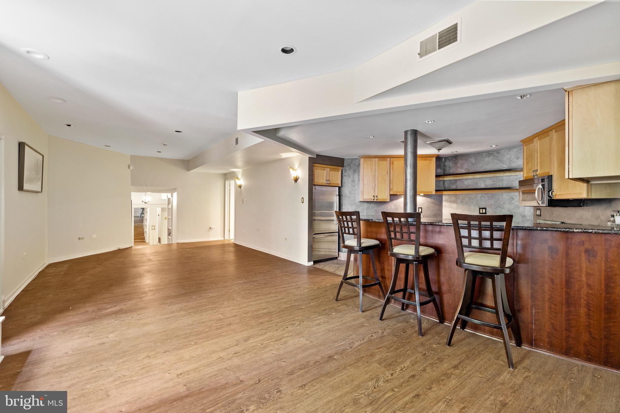 251 S 22nd STREET Unit: C