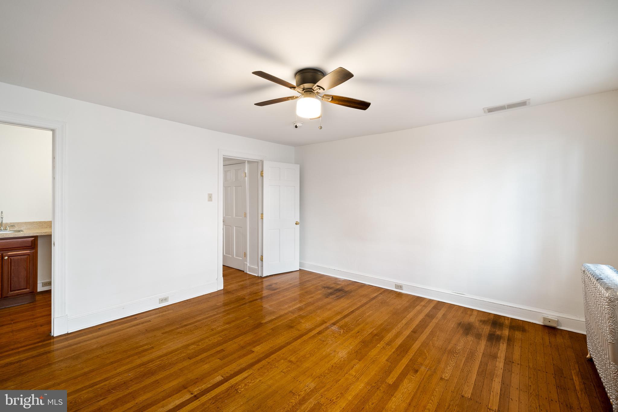 2012 Locust STREET