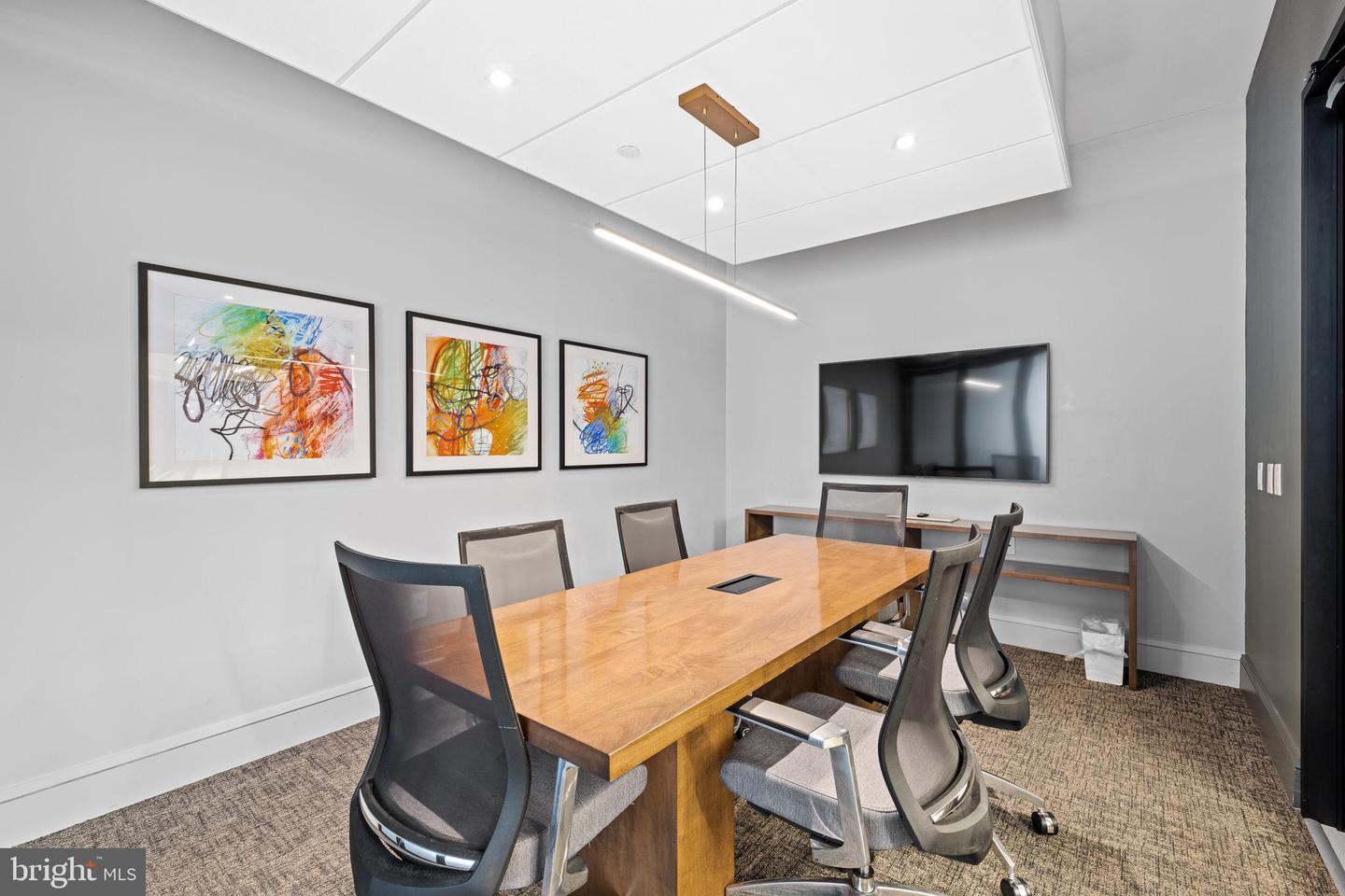 834 Chestnut Street St Unit: 912