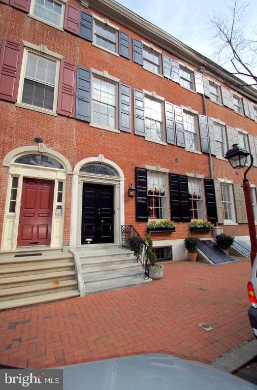 259 S 4TH STREET