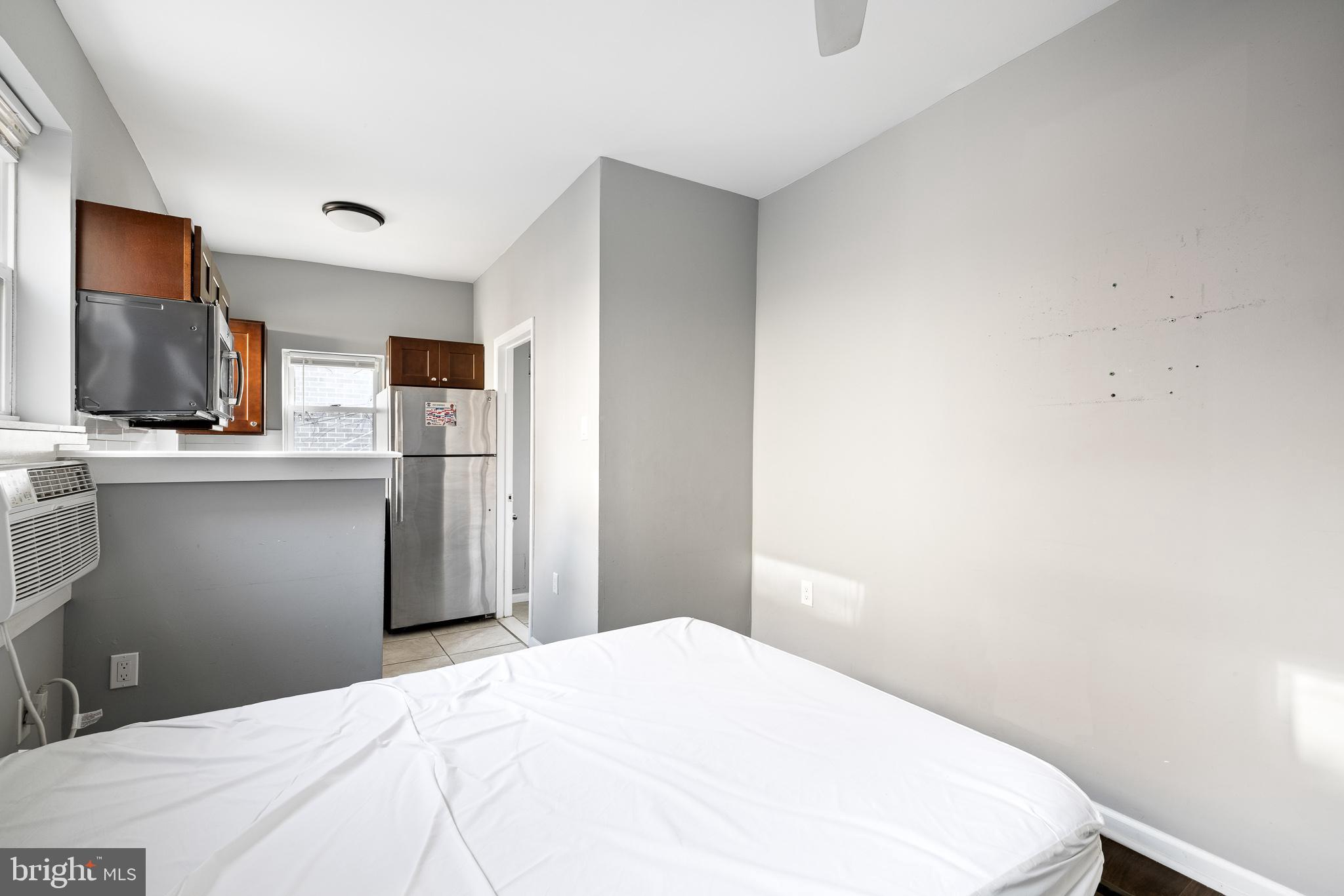 621 S 18th Street Unit: 2 R
