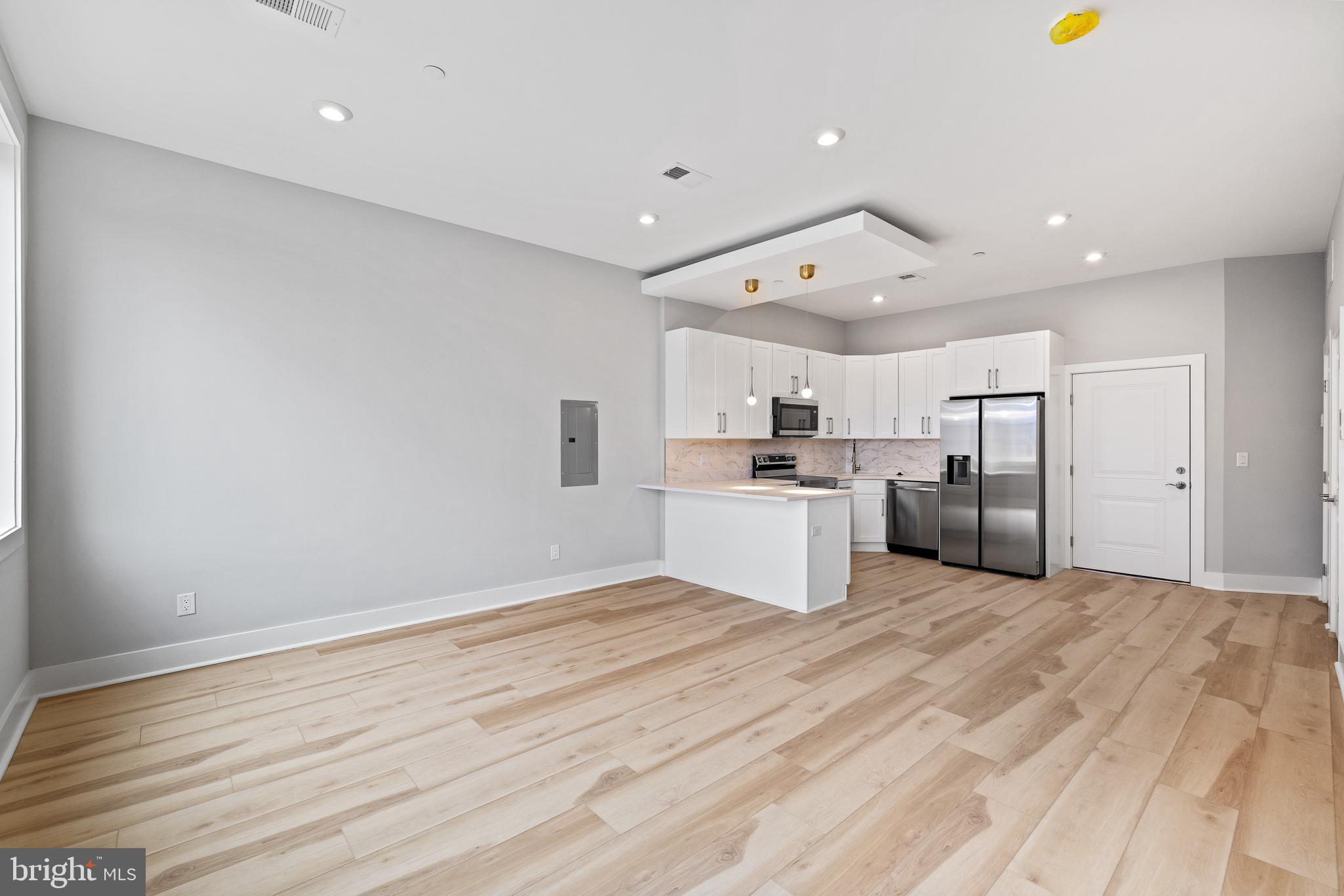 1733-41 N 2nd St #204