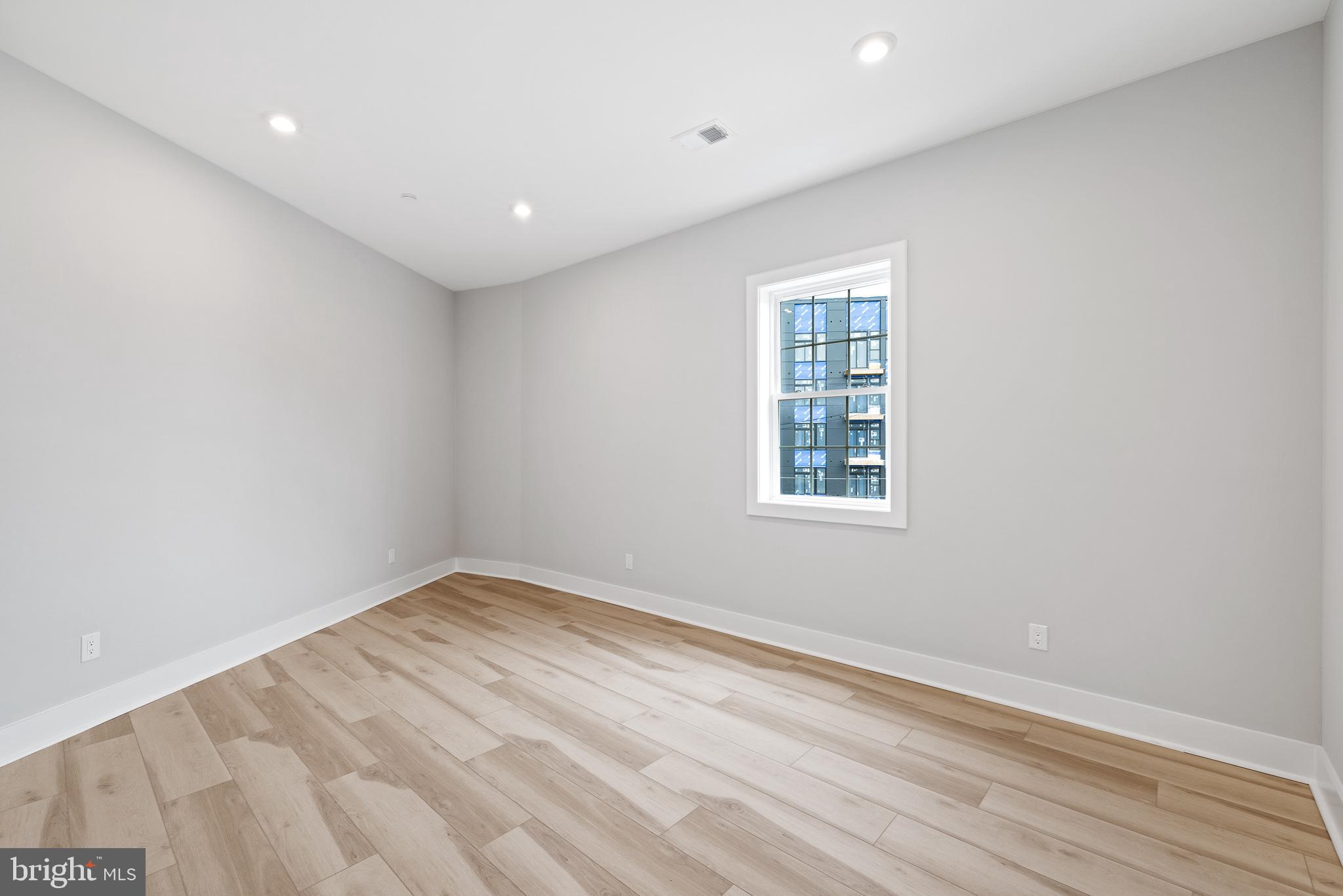 1733-41 N 2nd St #204