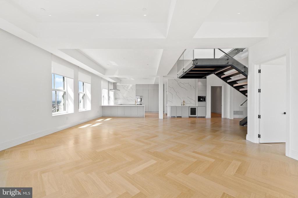 1401 Spruce St Unit: PHI