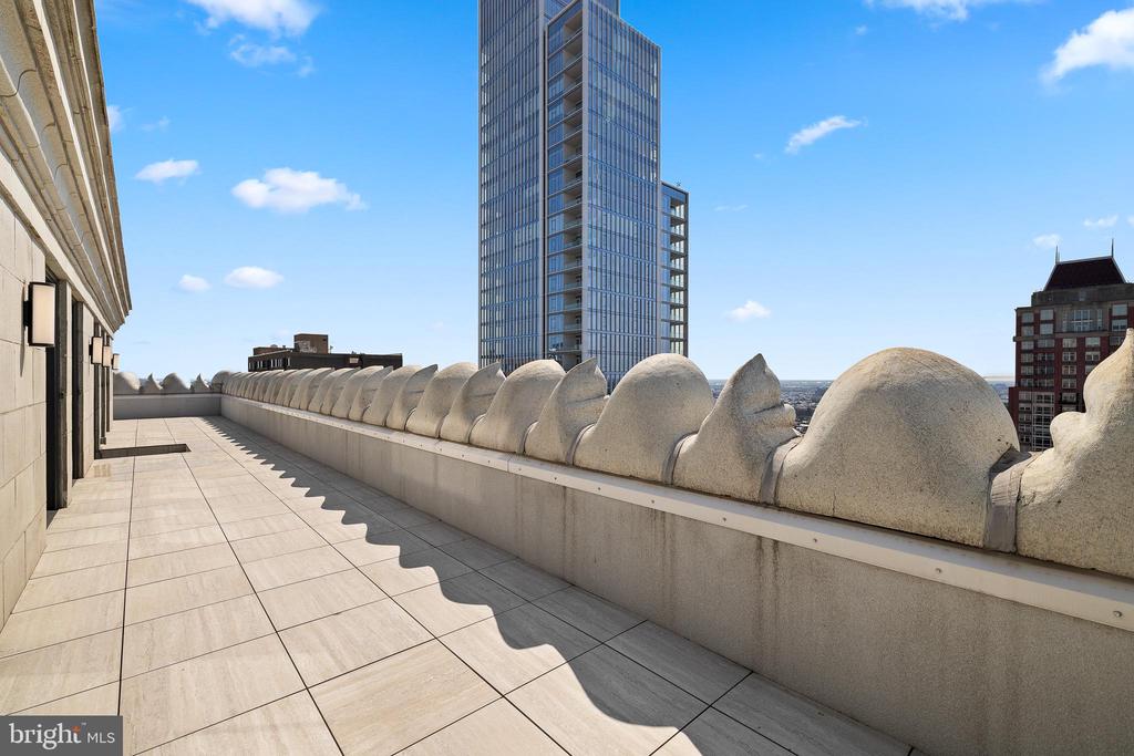1401 Spruce St Unit: PHI