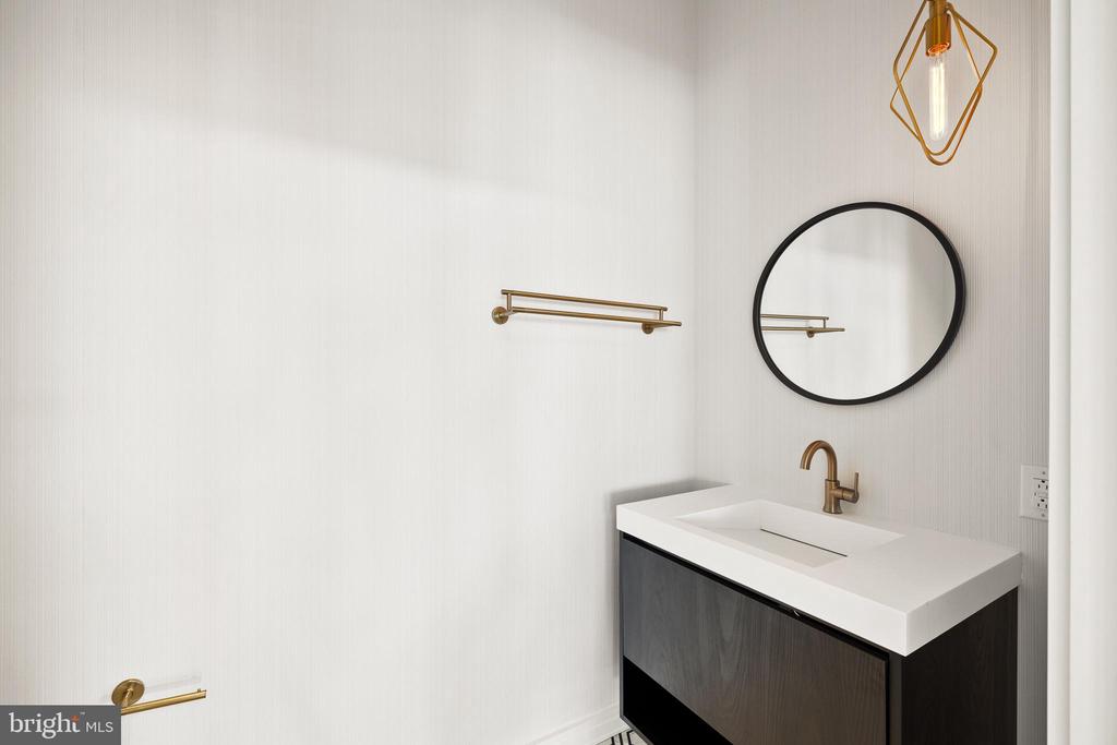 1401 Spruce St Unit: PHI