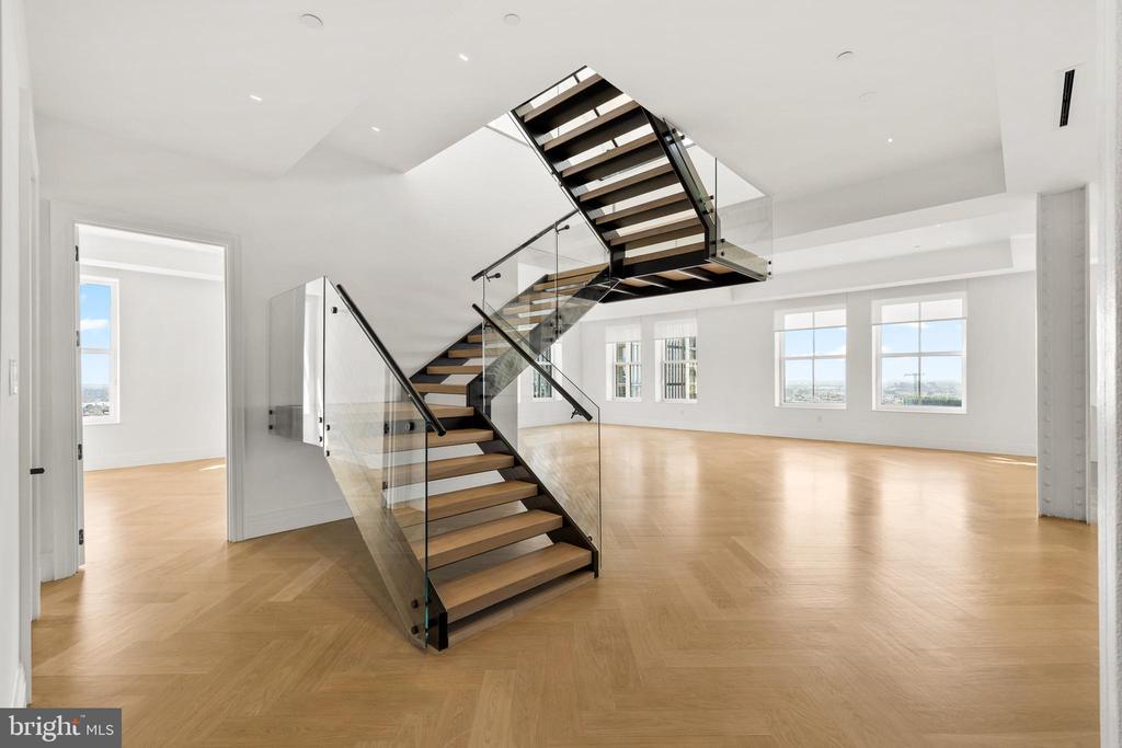 1401 Spruce St Unit: PHI
