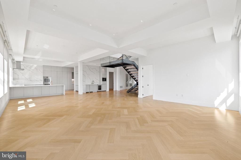 1401 Spruce St Unit: PHI