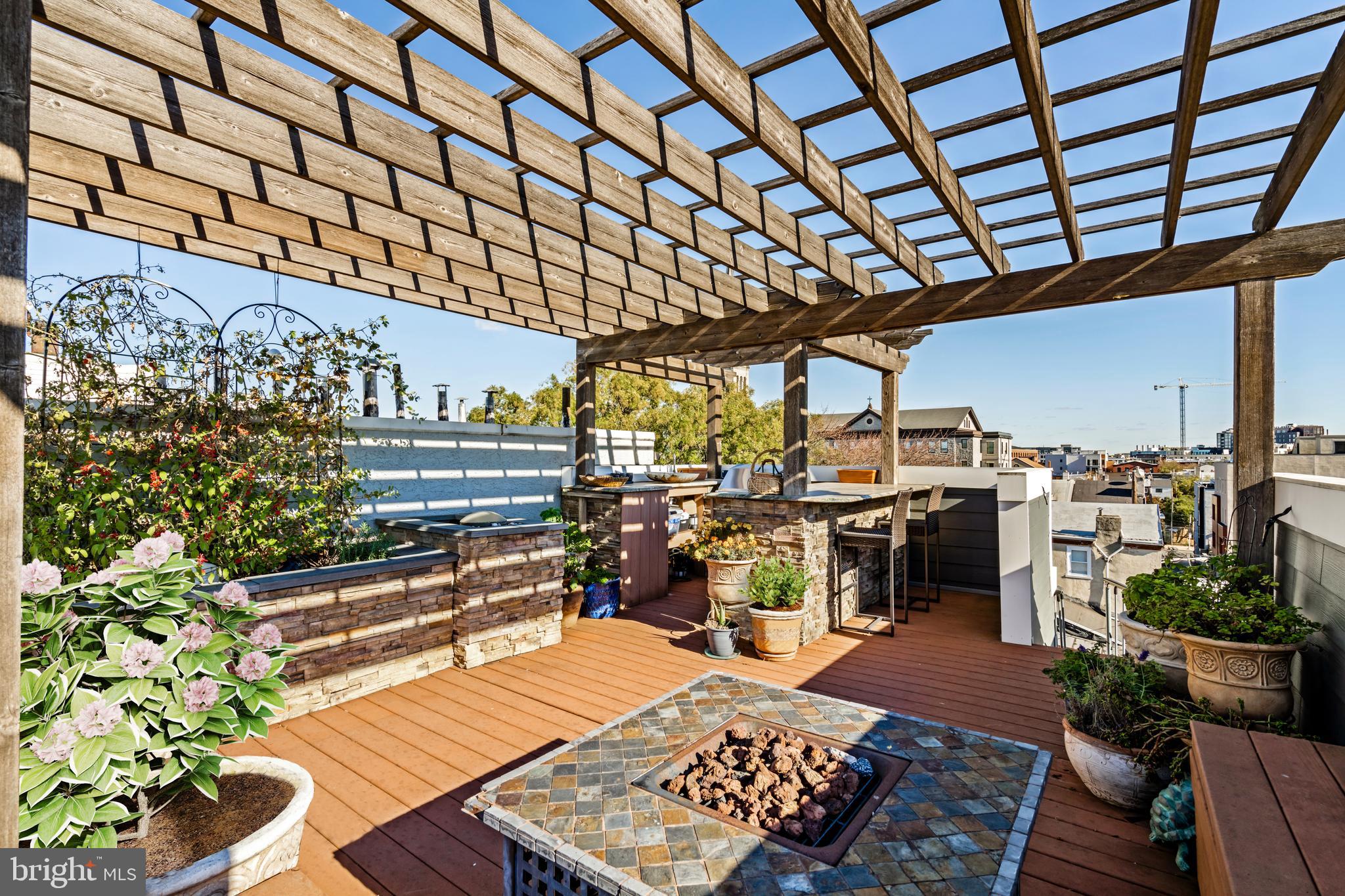 985 N 6th St | Northern Liberties