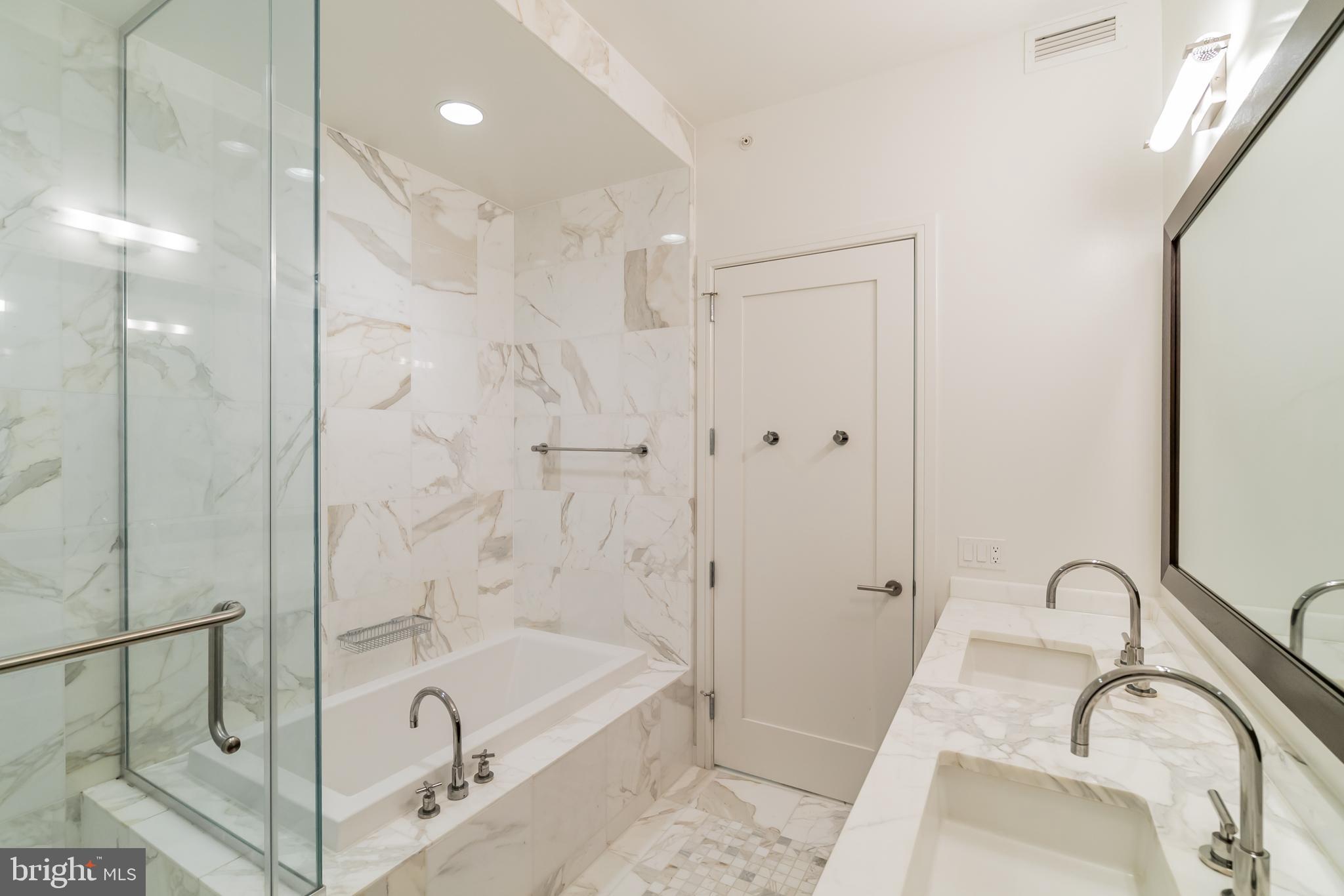 1414 S Penn Sq #Unit 36f