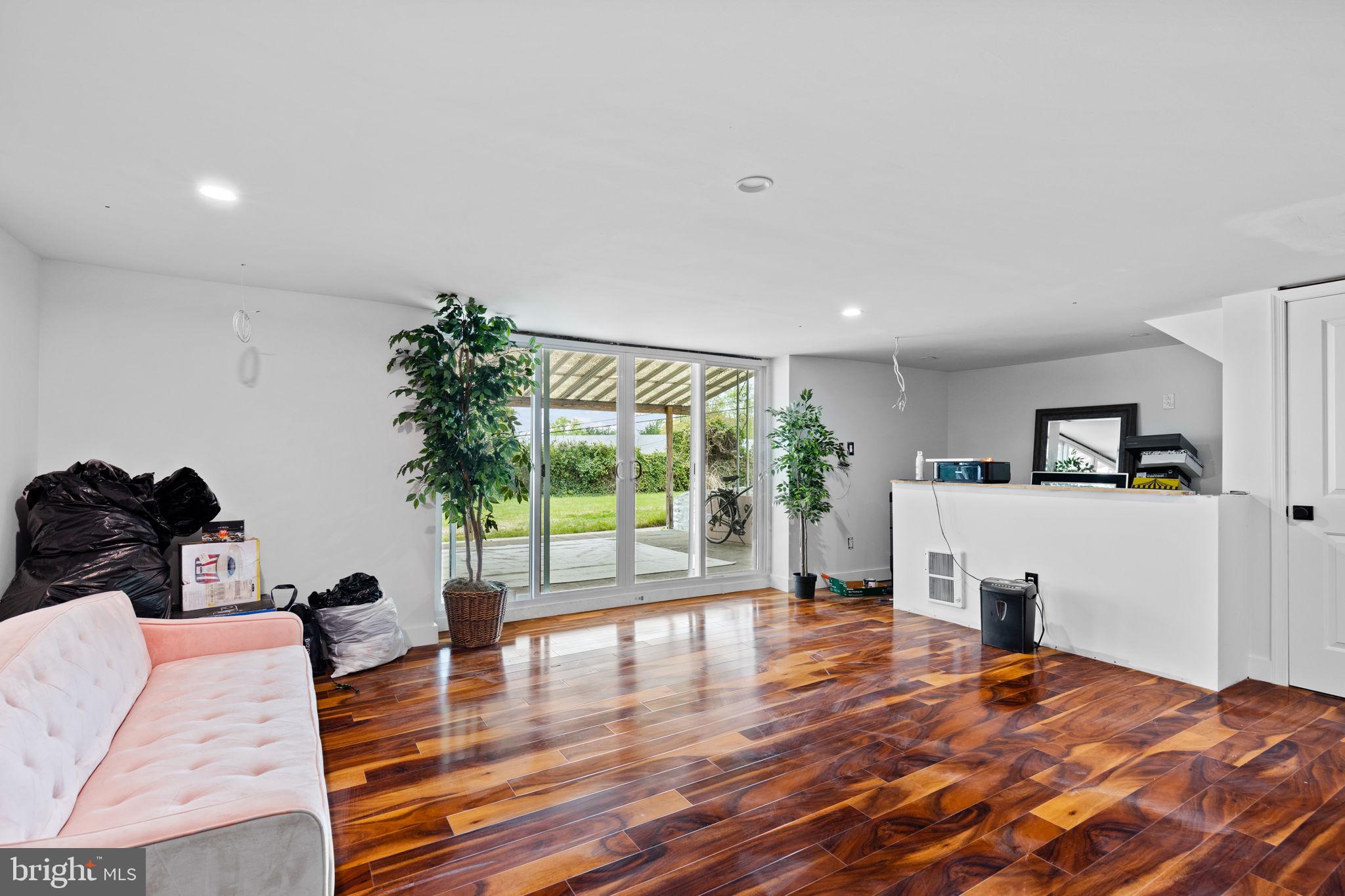 7120 Wissahickon Ave