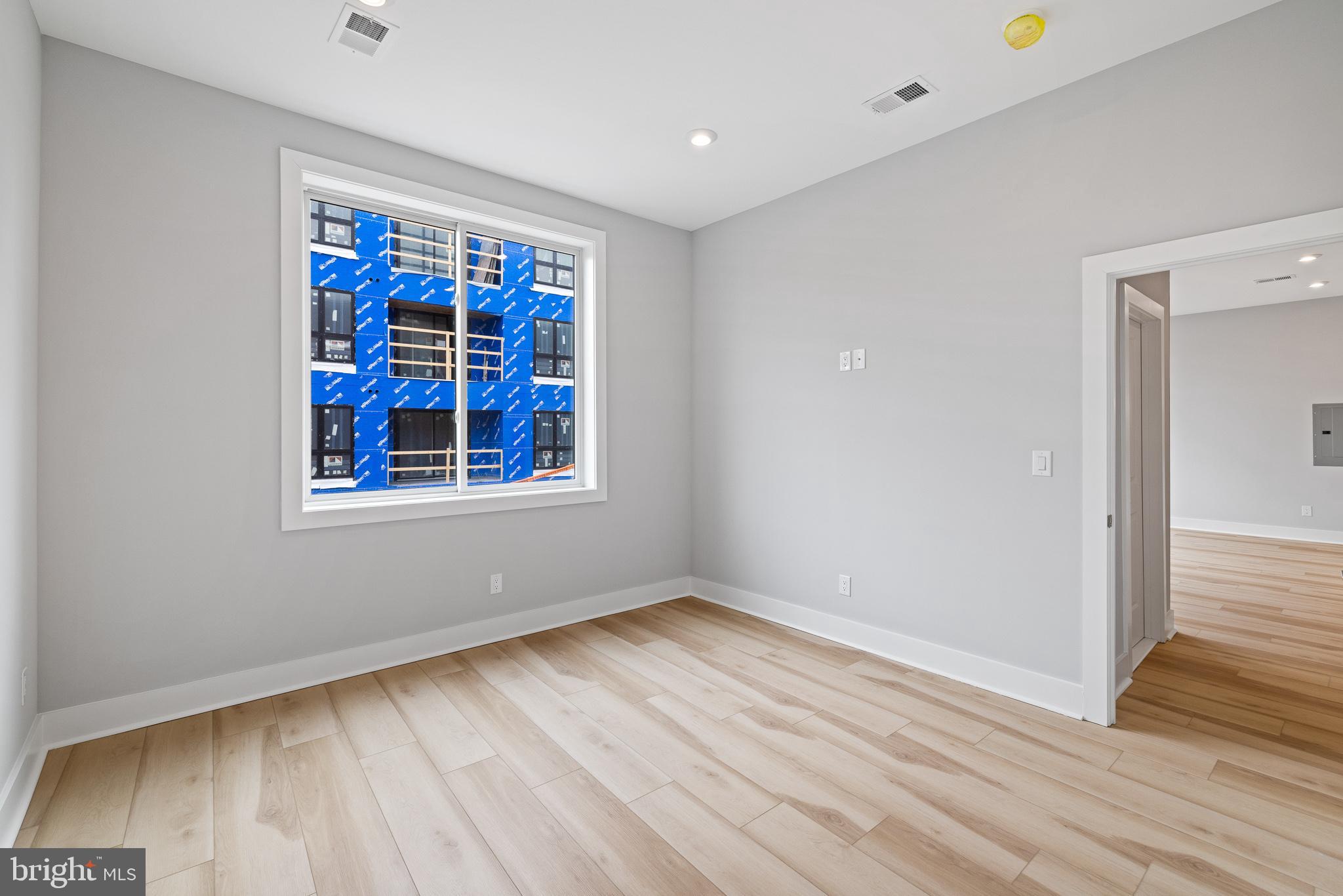 1733-41 N 2nd St #404