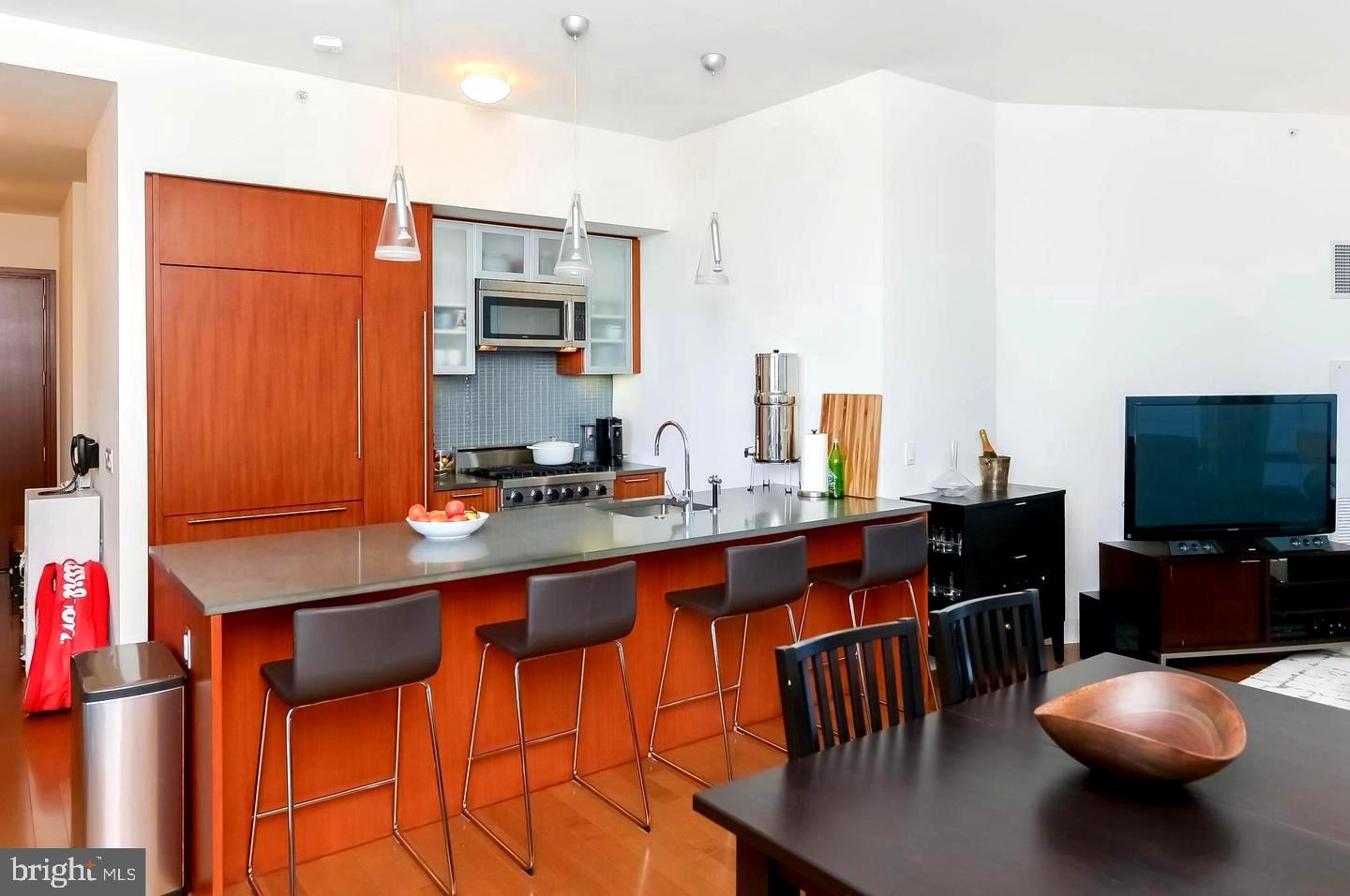 1414 S PENN SQ #37A