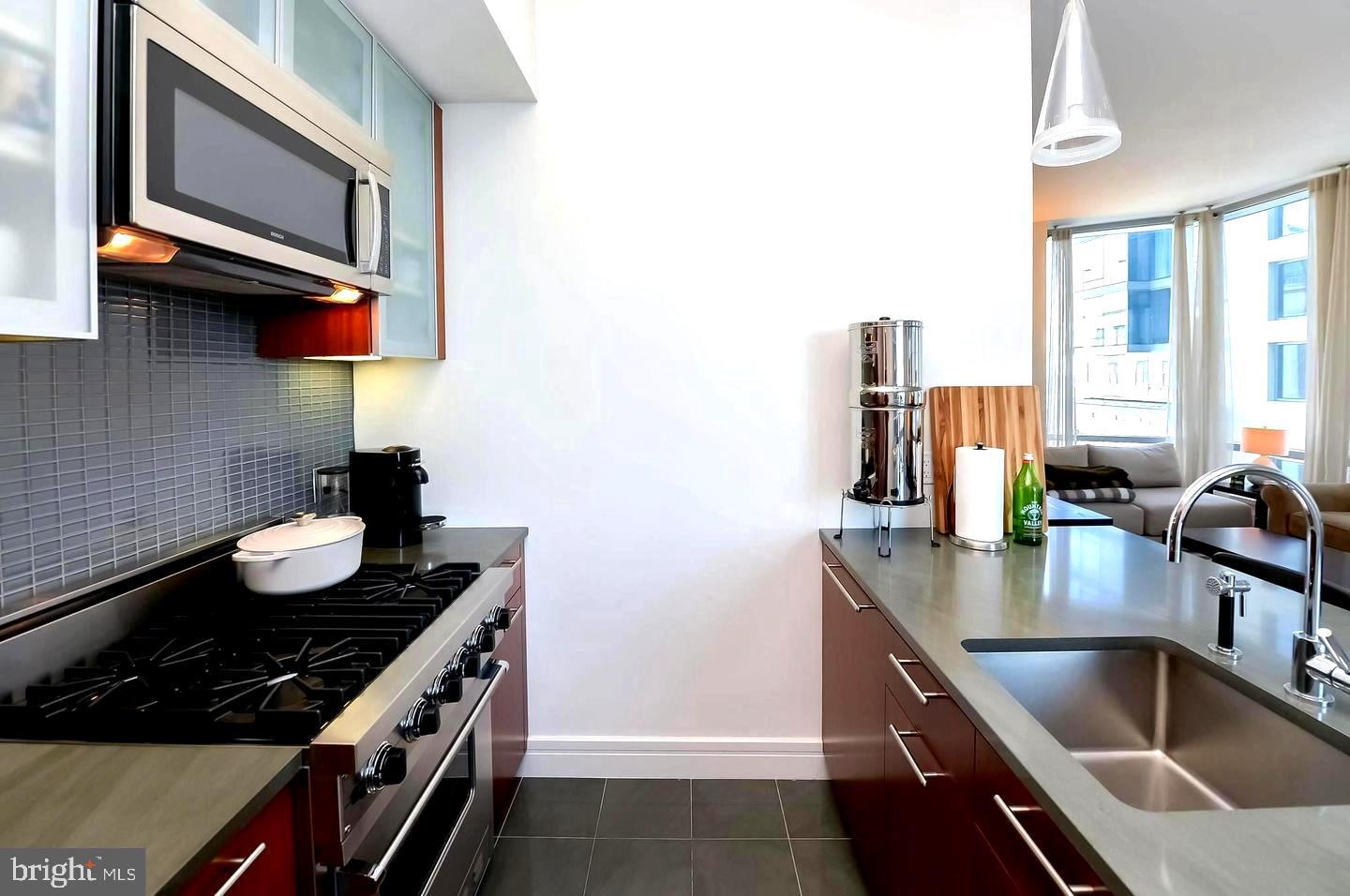 1414 S PENN SQ #37A