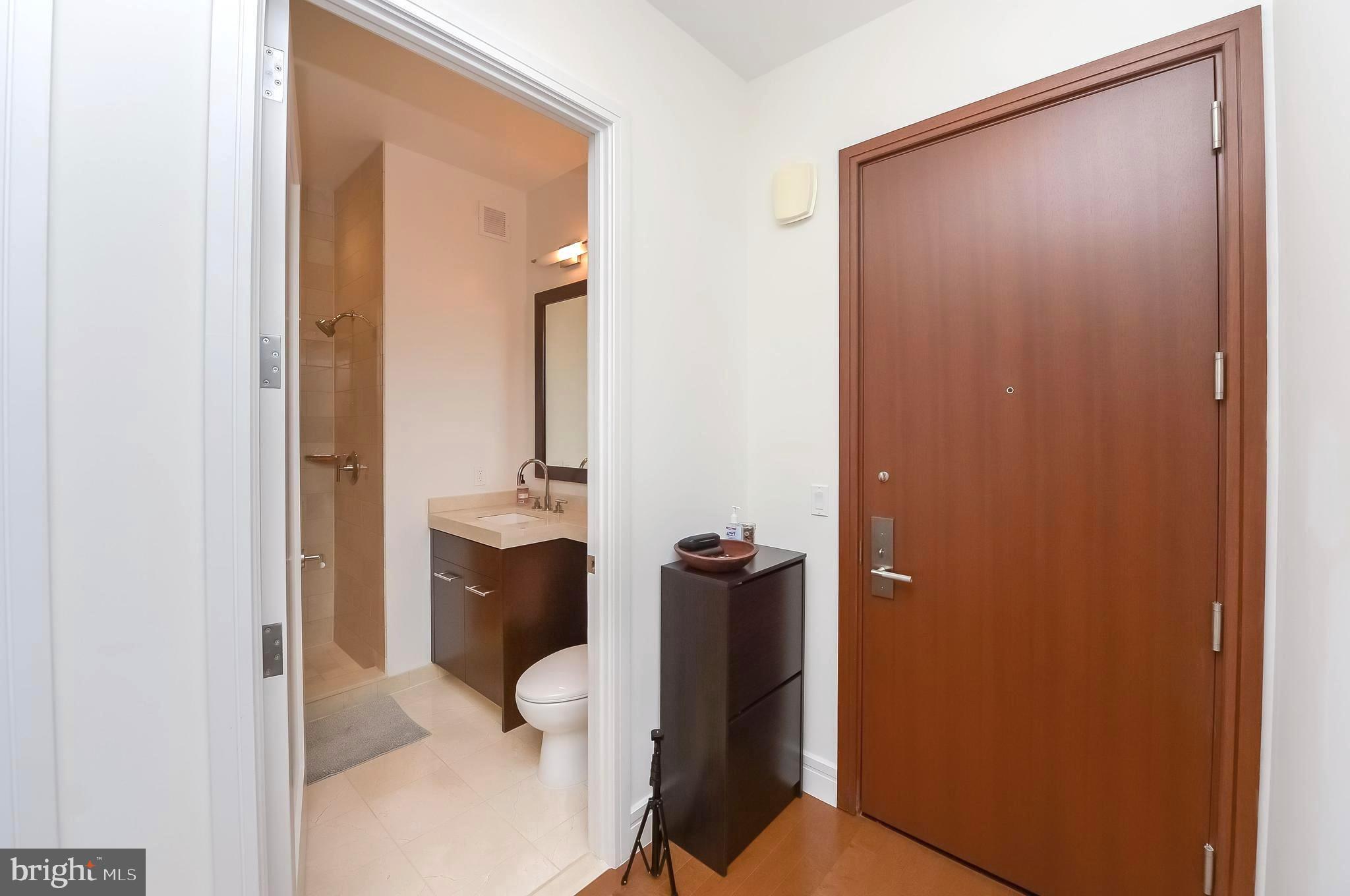 1414 S PENN SQ #37A