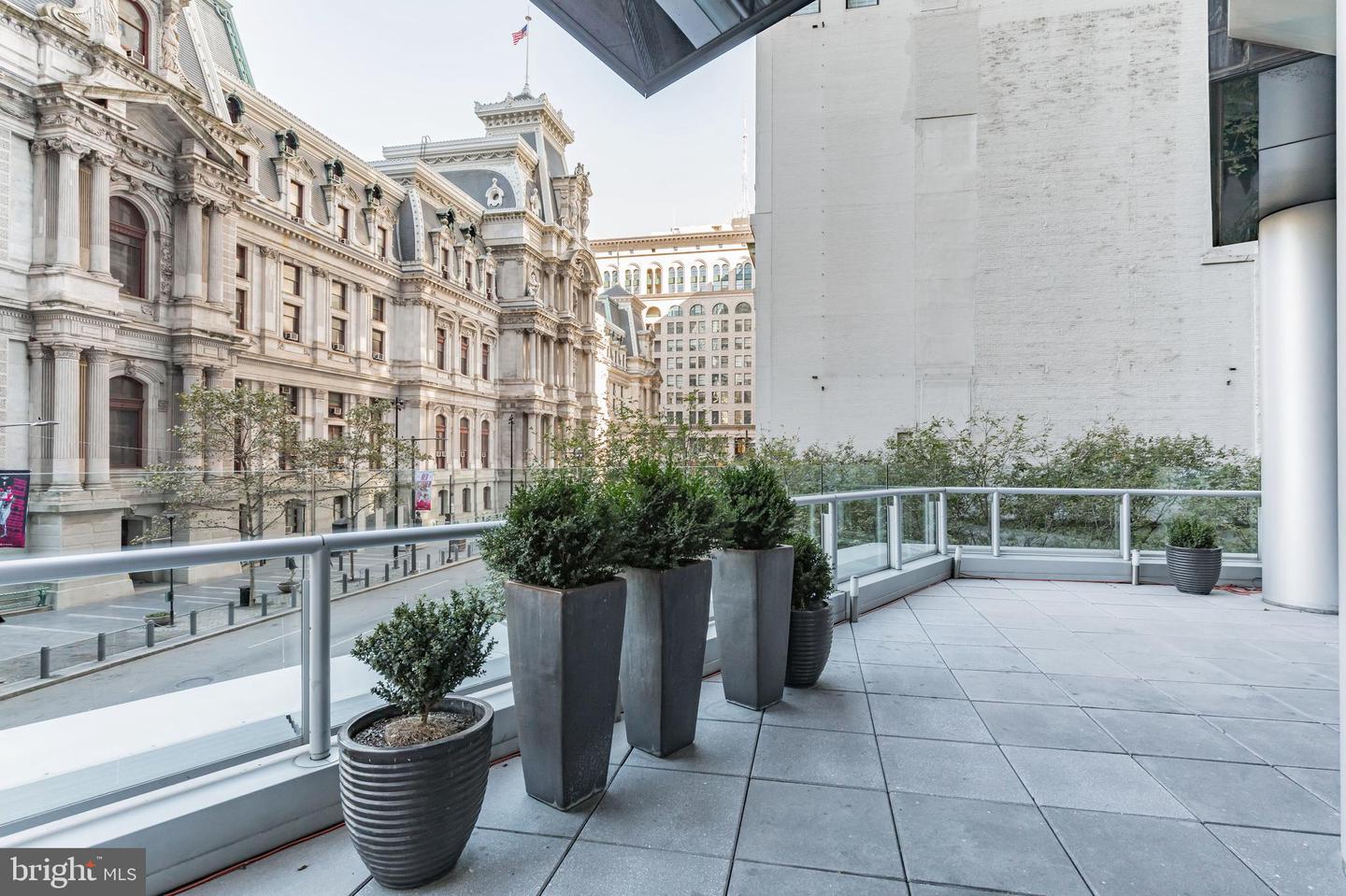 1414 S PENN SQ #16G