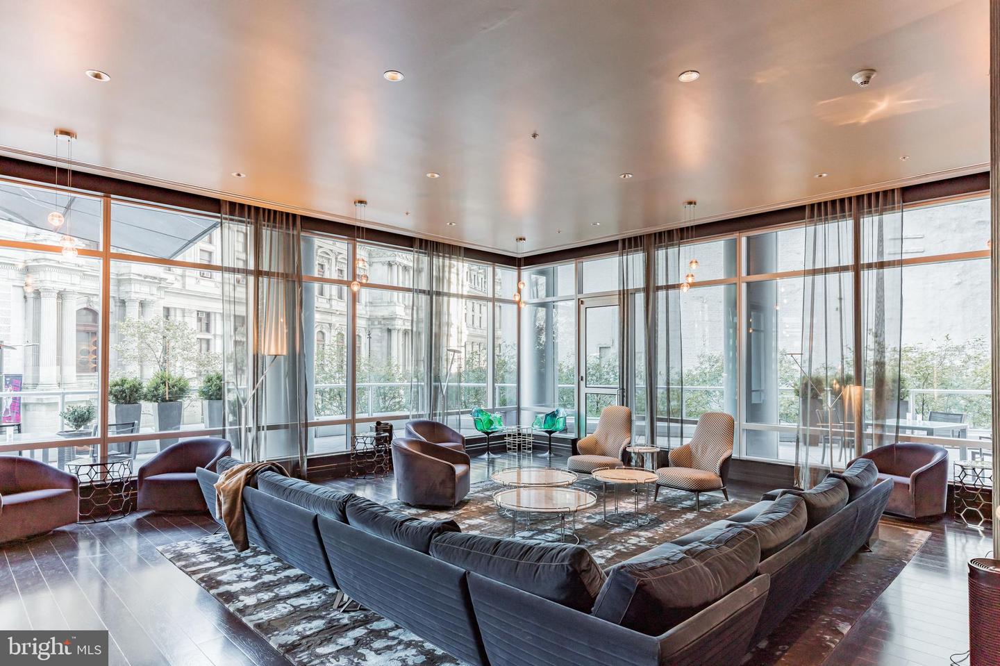1414 S PENN SQ #16G