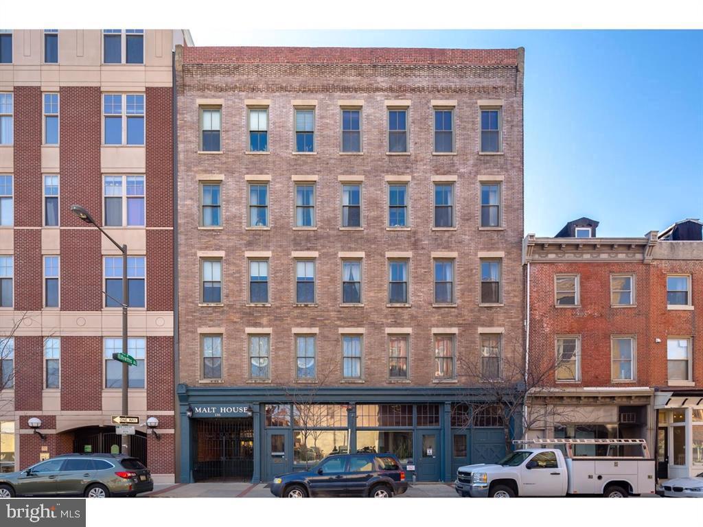 136 N 2nd St #5c