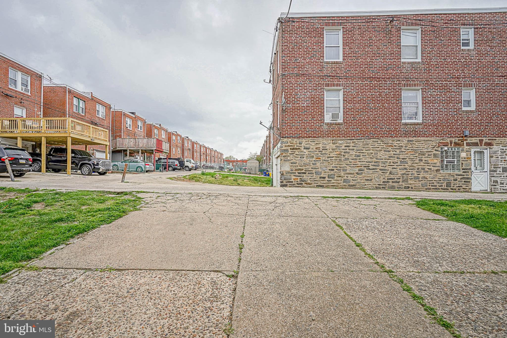 6412 Large St