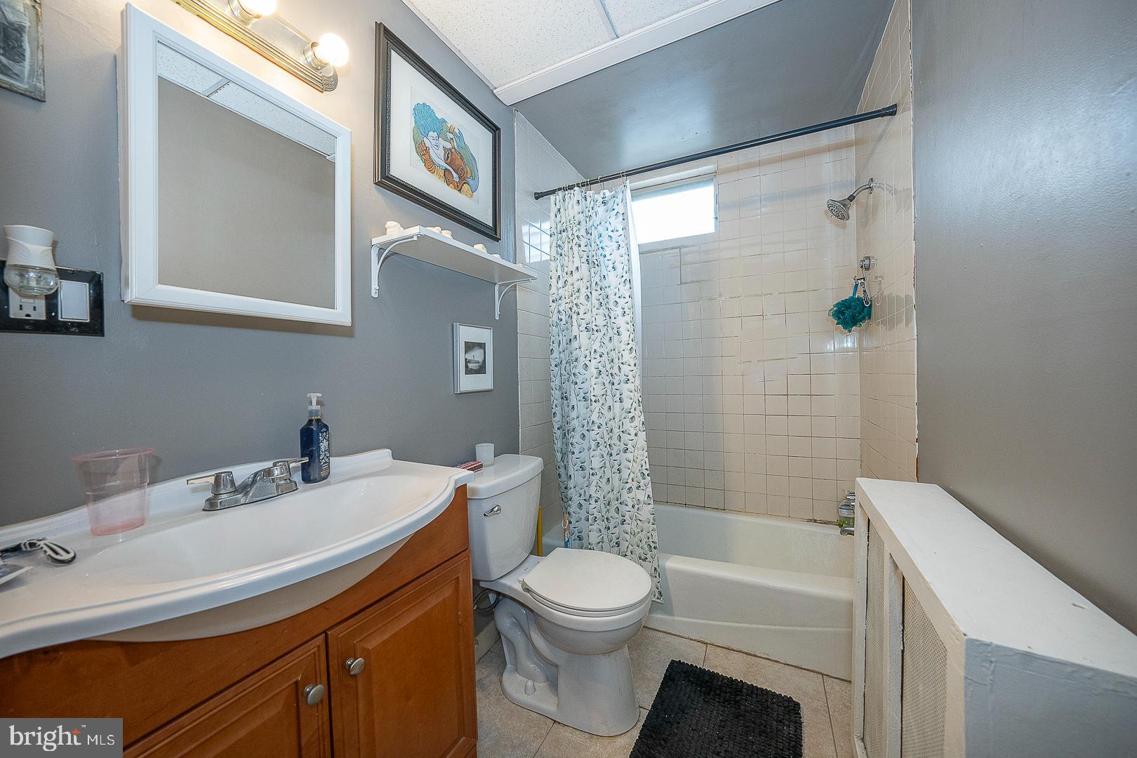 2713 E Clearfield St