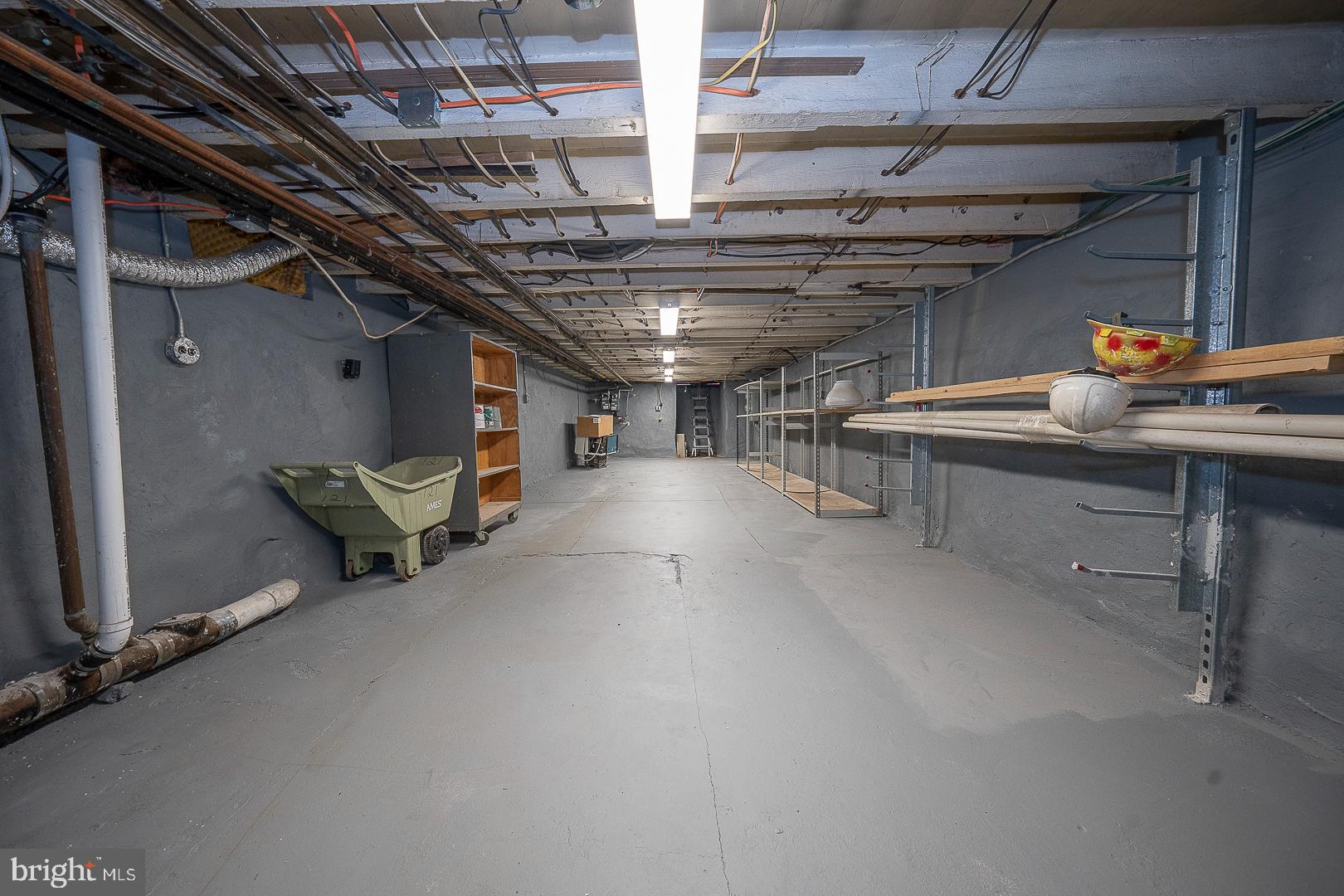 2713 E Clearfield St