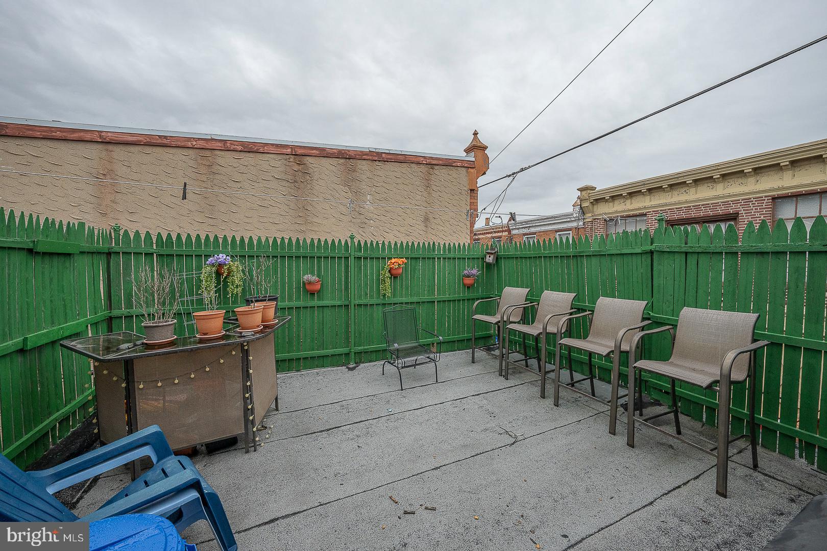 2713 E Clearfield St